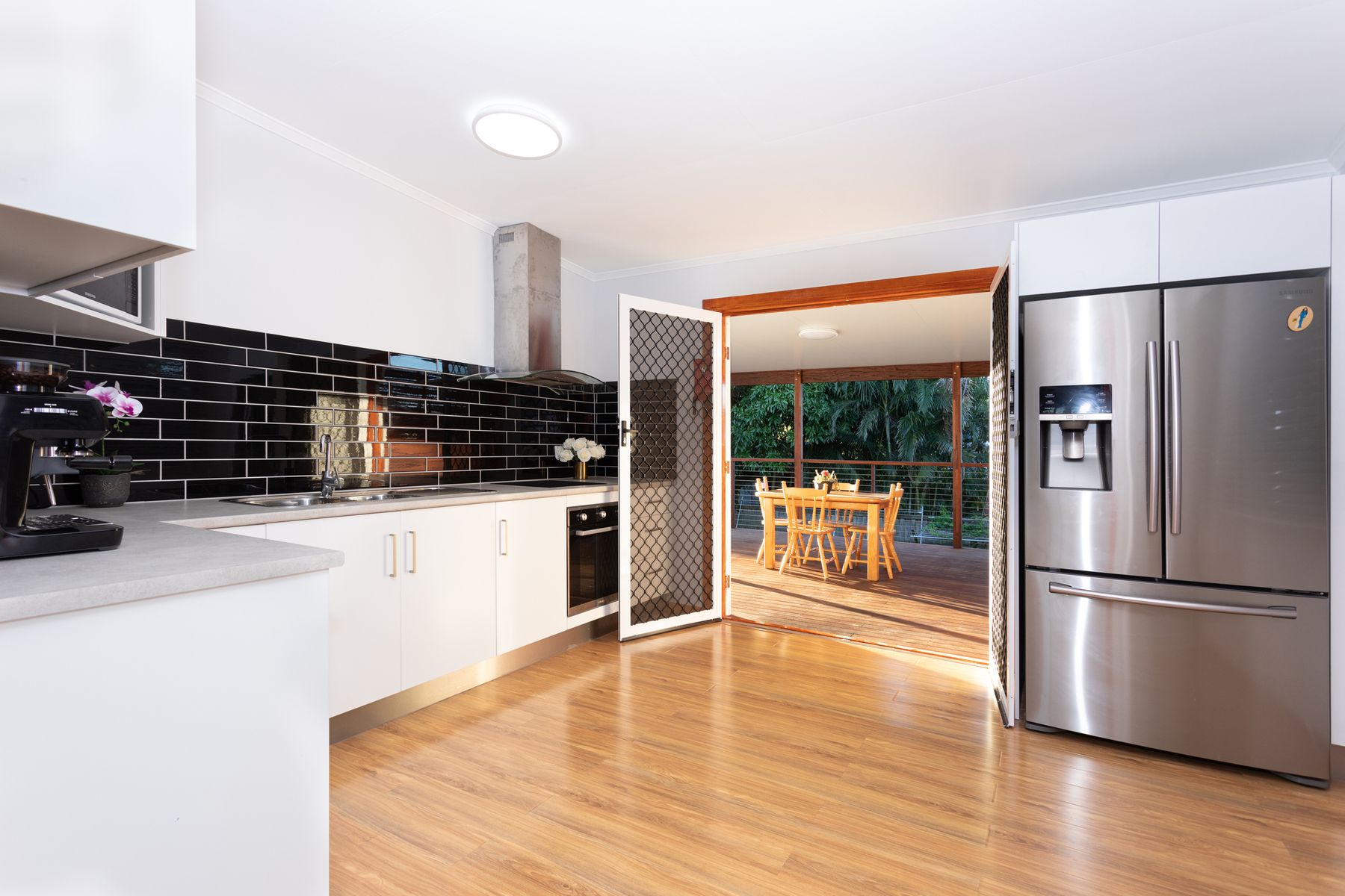 3 Saltash Street, Labrador, QLD 4215, Labrador - Thumbnail 8