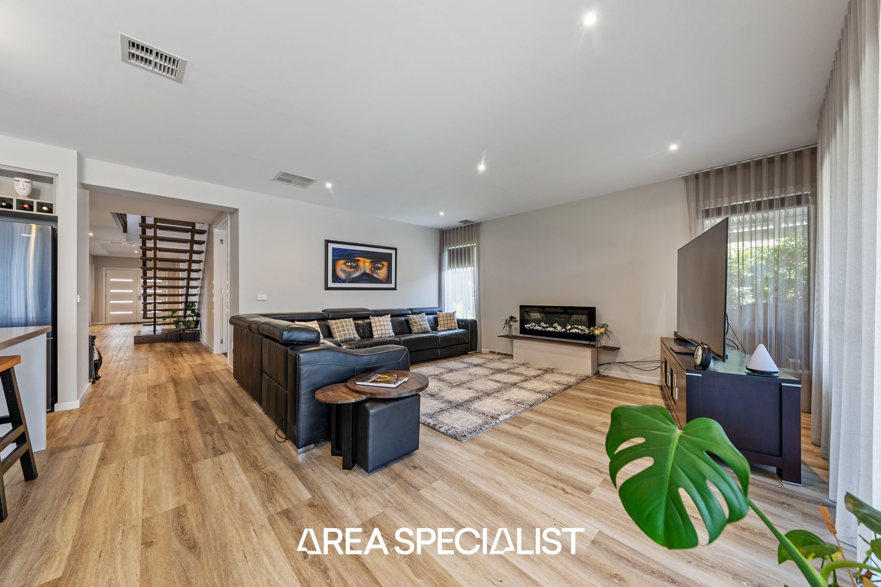 26 Tahoe Circuit, Pakenham, VIC 3810, Pakenham - Thumbnail 4
