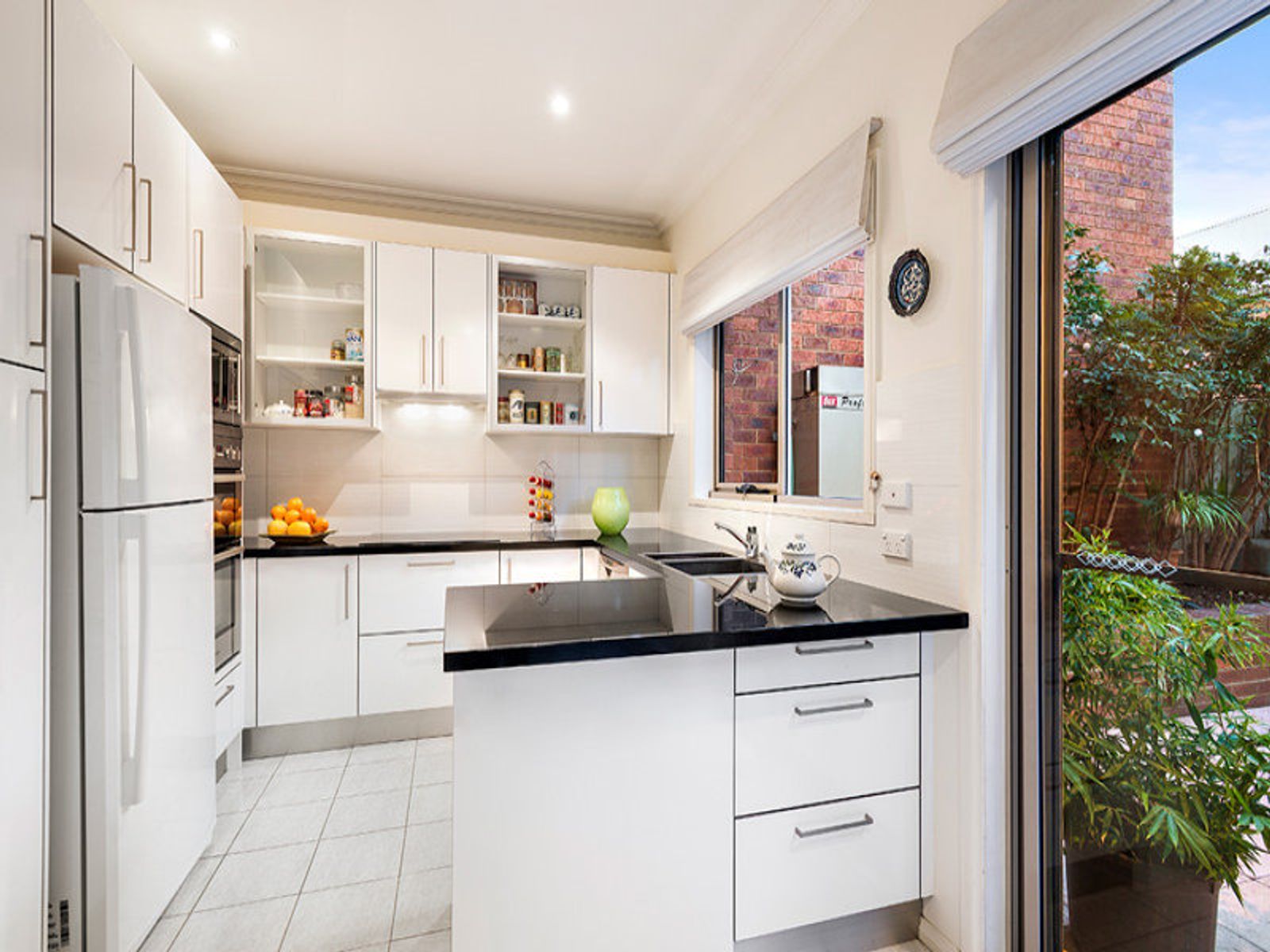 48 Bateman Road, Kensington - Thumbnail 4