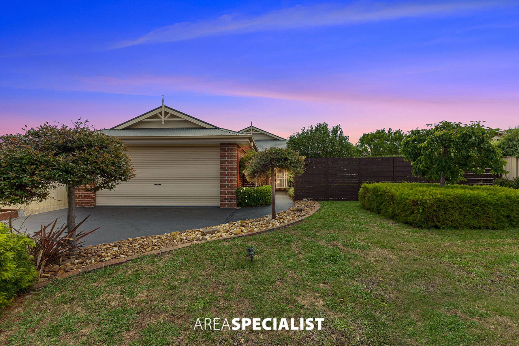 3 Teal Place, Pakenham, VIC 3810, Pakenham - Thumbnail 2