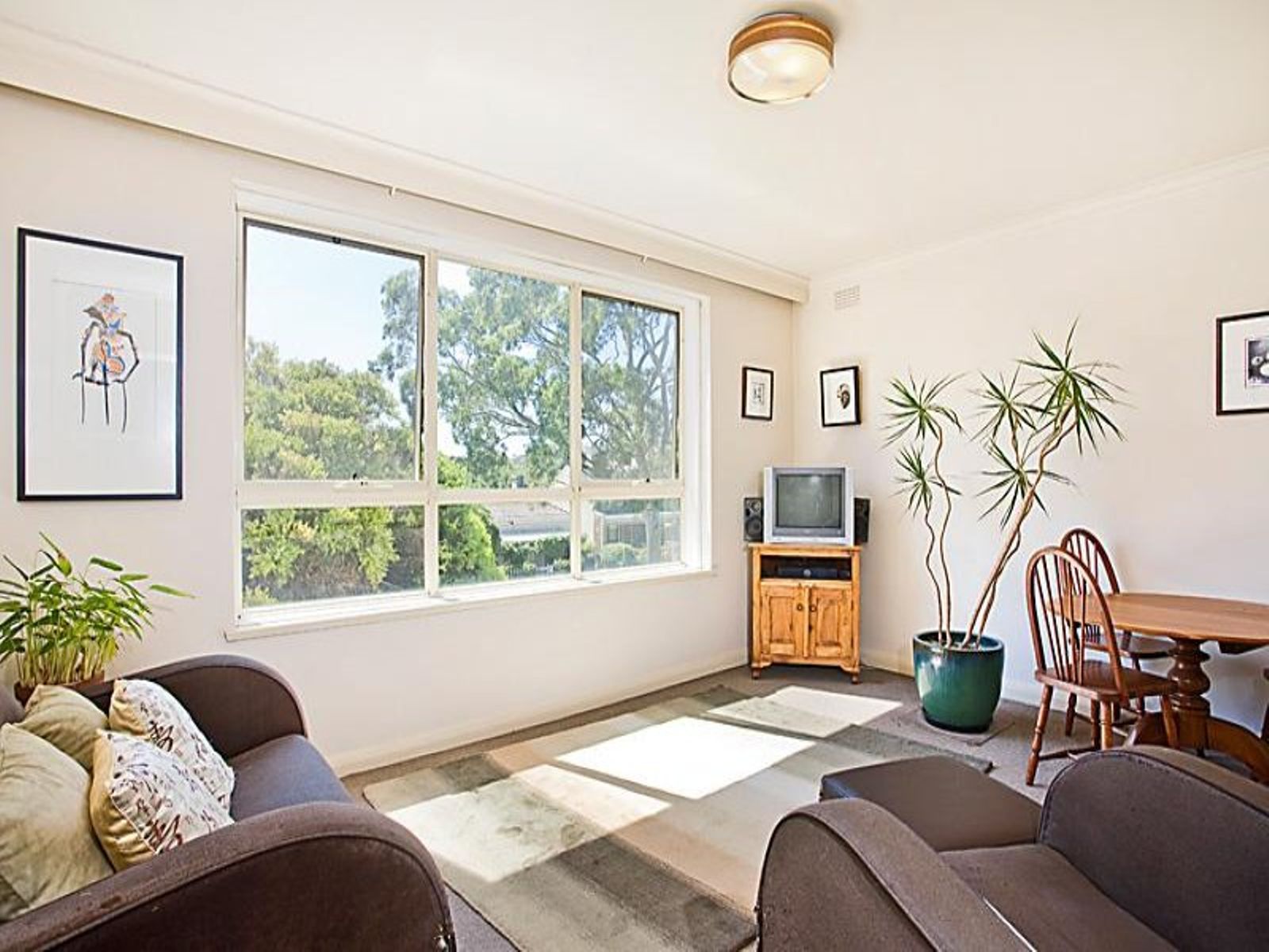 11/51 Brougham Street, North Melbourne - Thumbnail 4