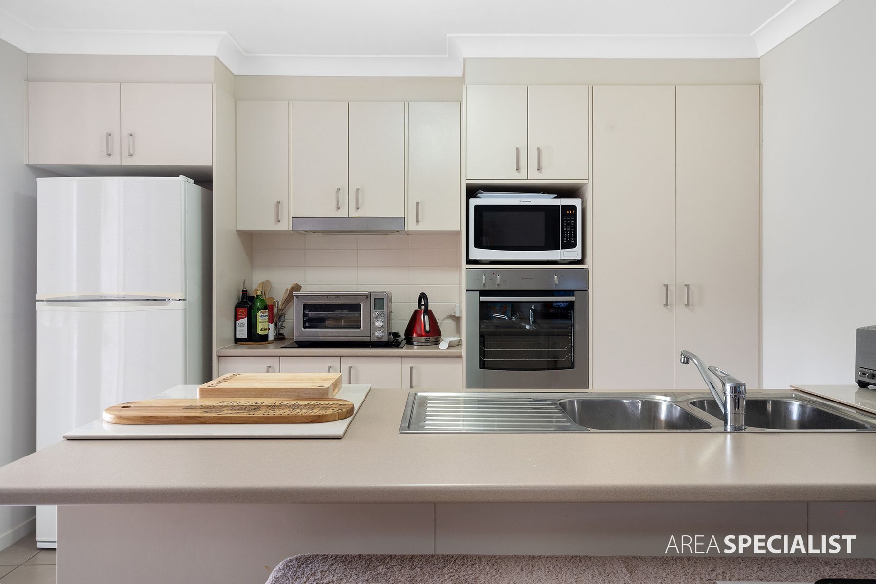 76 McLachlan Circuit, Willow Vale, QLD 4209, Willow Vale - Thumbnail 2