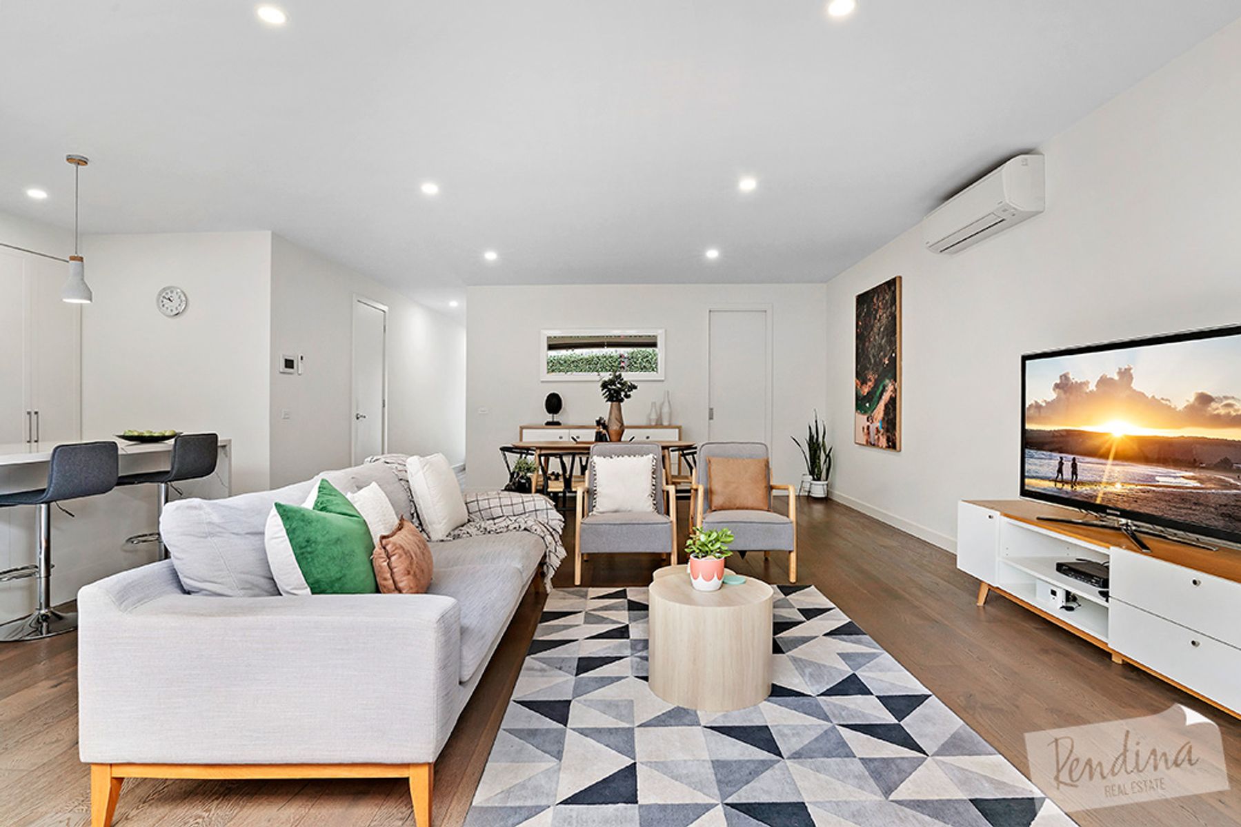 118 Ogilvie Street, Essendon - Thumbnail 4