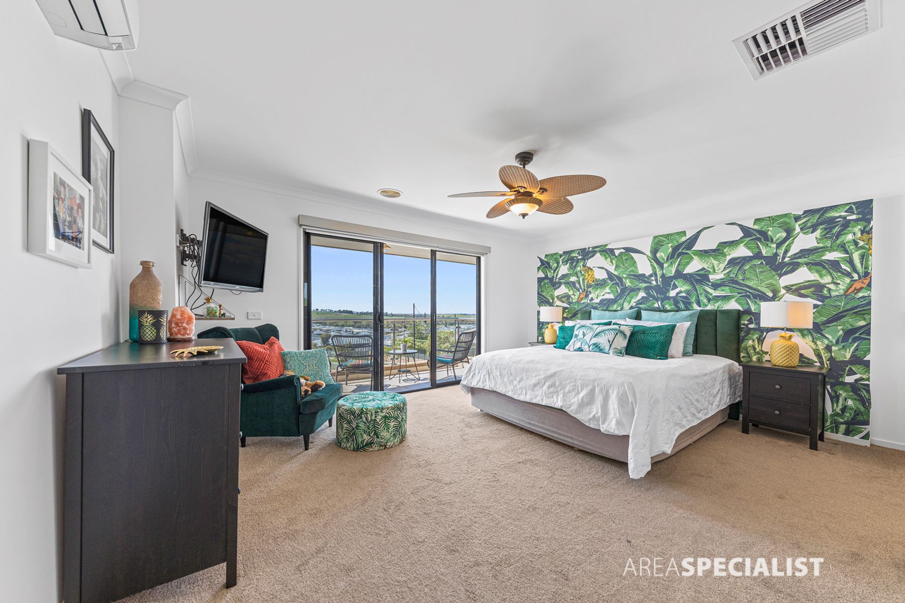 37 Illawarra Way, Pakenham, VIC 3810, Pakenham - Thumbnail 7