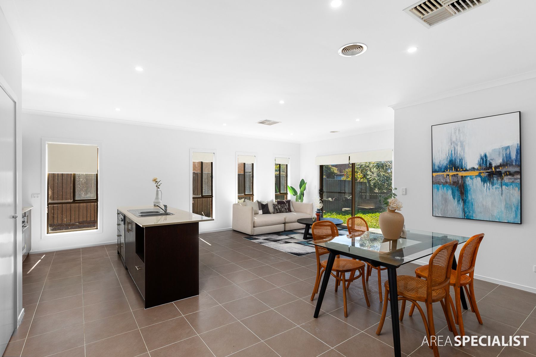 9 Woodlands Street, Tarneit, VIC 3029, Tarneit - Thumbnail 8