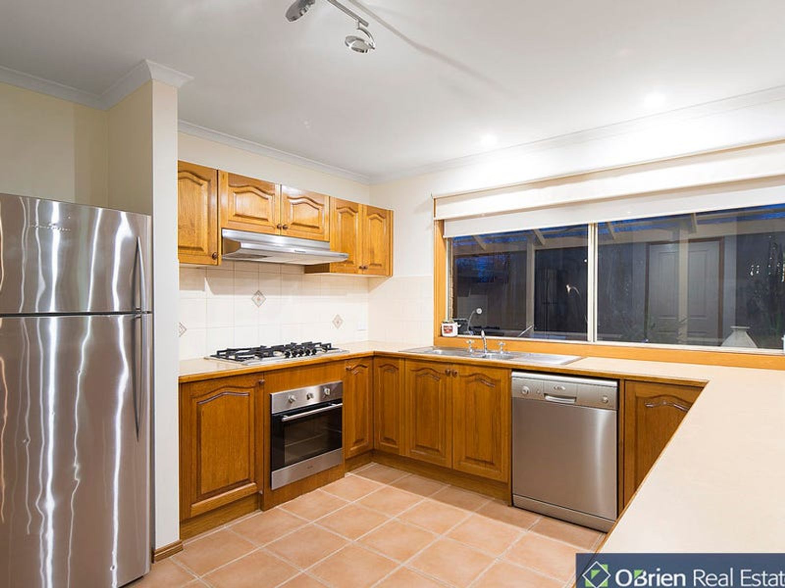 45 Parkwood Avenue, Narre Warren South, VIC 3805, Narre Warren South - Thumbnail 2
