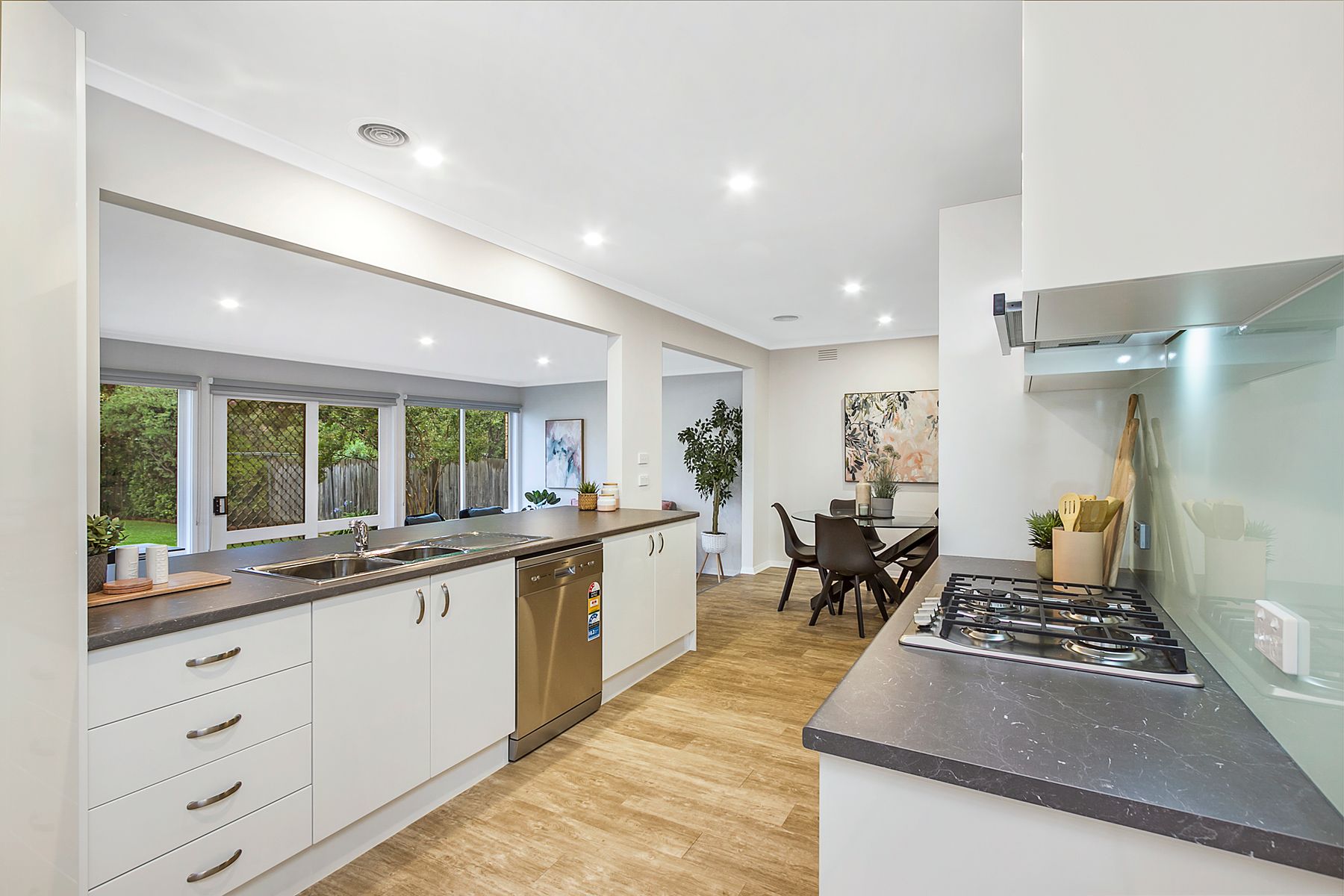 11 Merricks Close, Ferntree Gully - Thumbnail 6