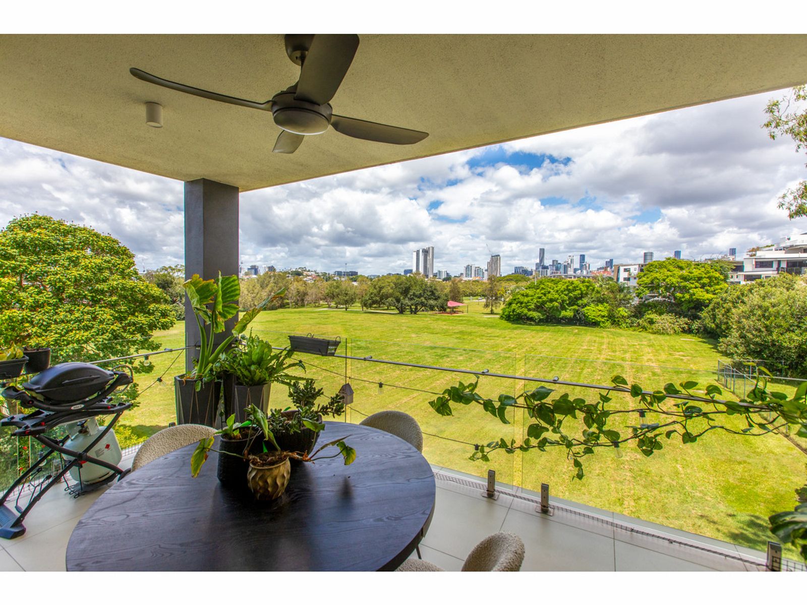 45 Cartwright Street, Windsor QLD 4030, Windsor - Thumbnail 2