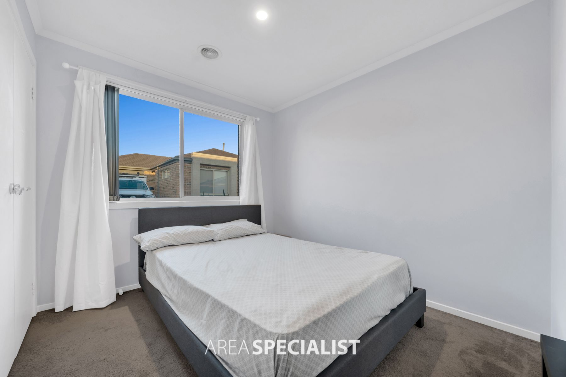 2/107, Cranbourne West - Thumbnail 7