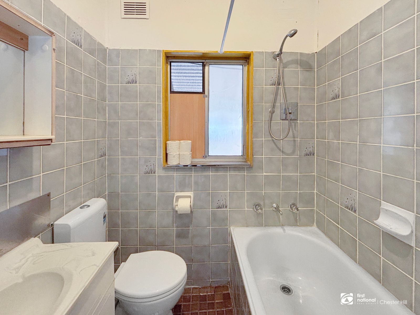 950 WOODVILLE ROAD, Villawood NSW 2163, Villawood - Thumbnail 6