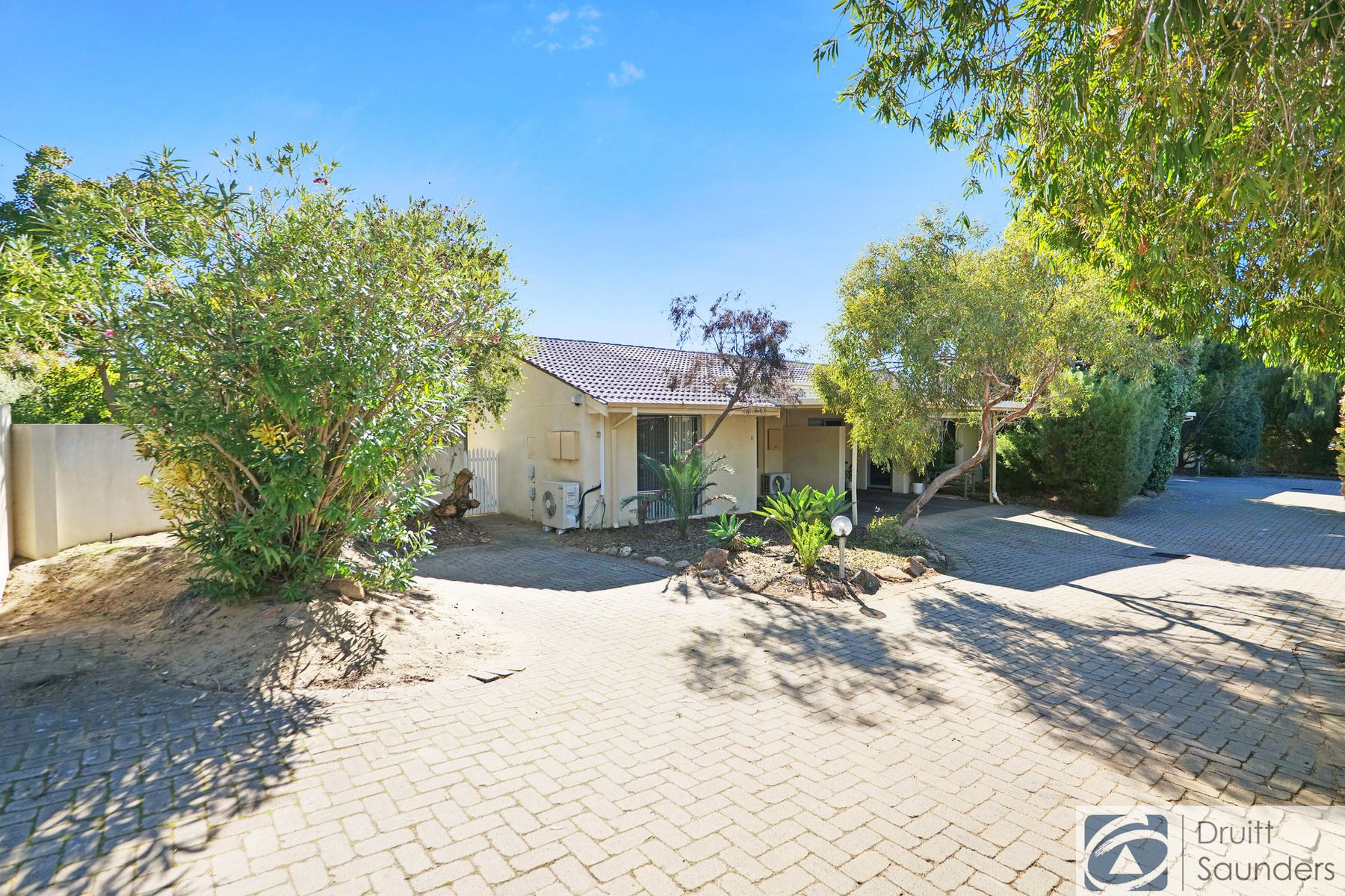 1/22 Calais Road, Scarborough WA 6019, Scarborough - Image 1
