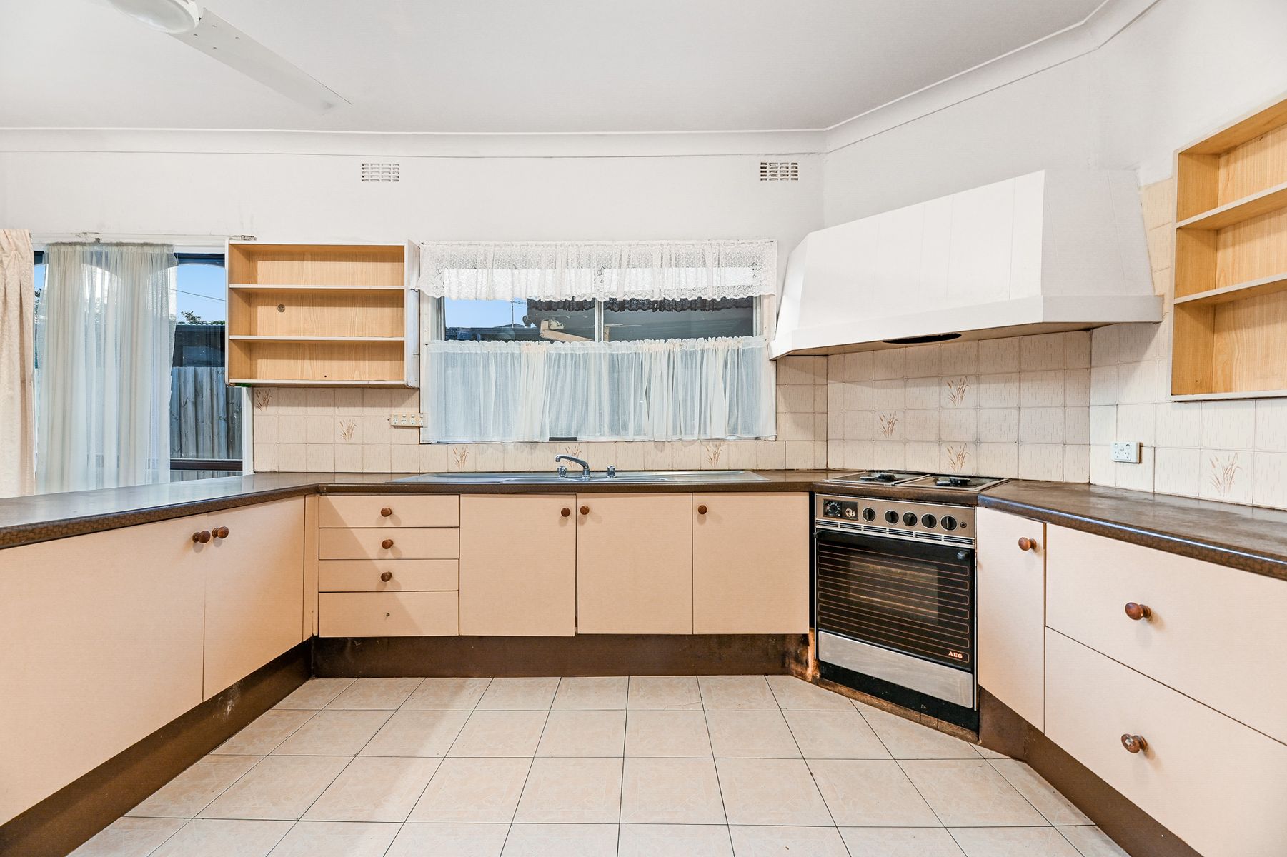 27 Bowmore Road, Noble Park, VIC 3174, Noble Park - Thumbnail 3