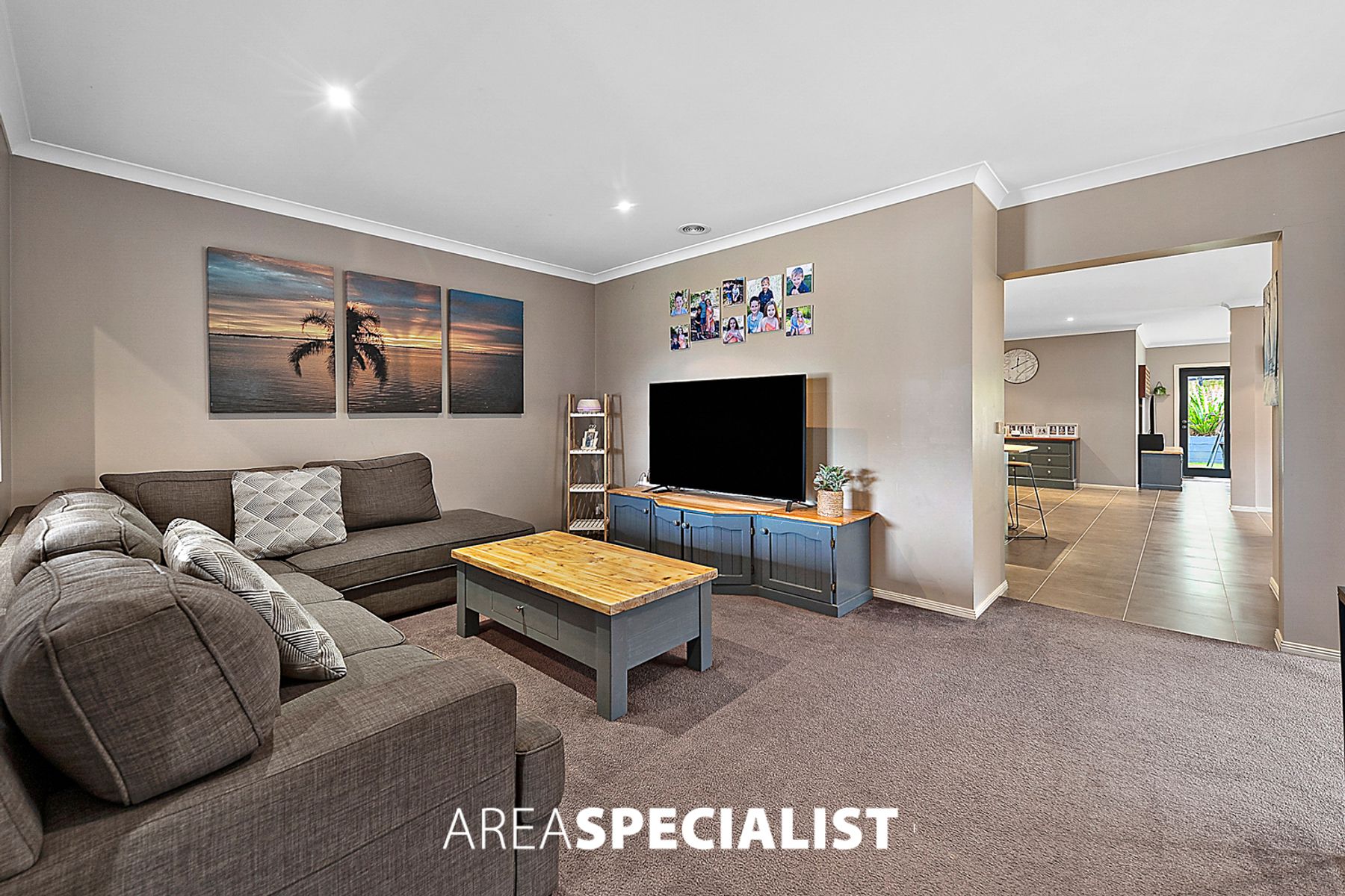 77 Leigh Drive, Pakenham, VIC 3810, Pakenham - Thumbnail 7