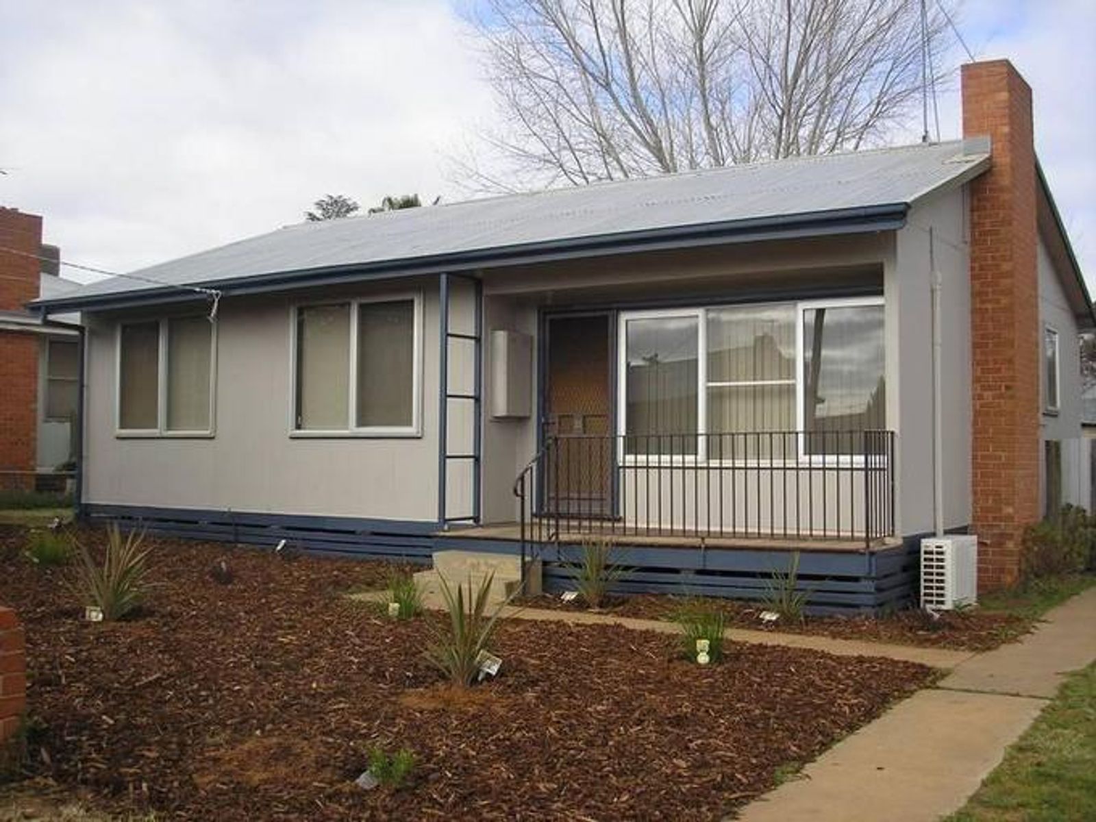 21 Namoi Avenue