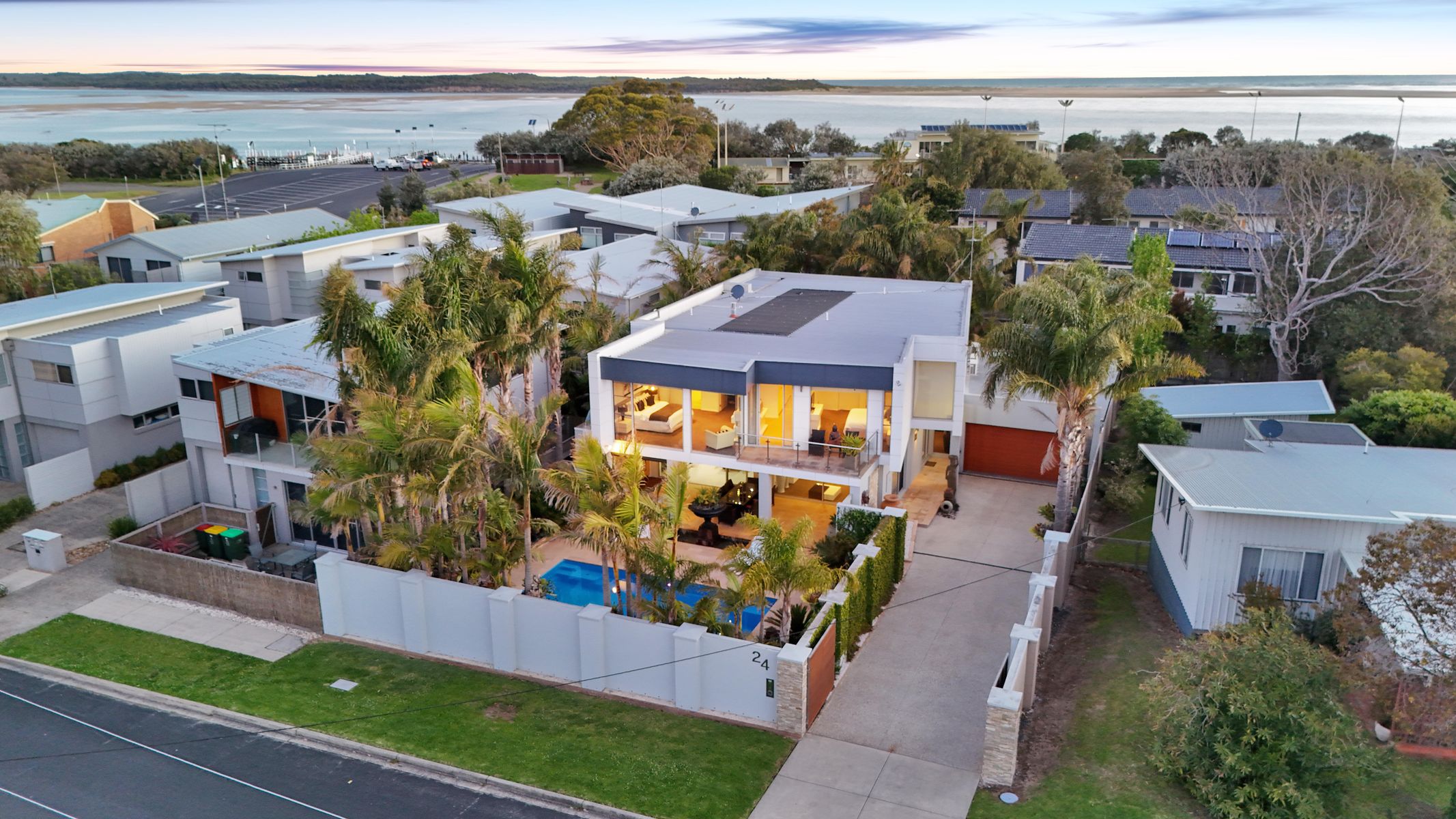 24 Hopetoun Street, Inverloch, Inverloch - Thumbnail 3