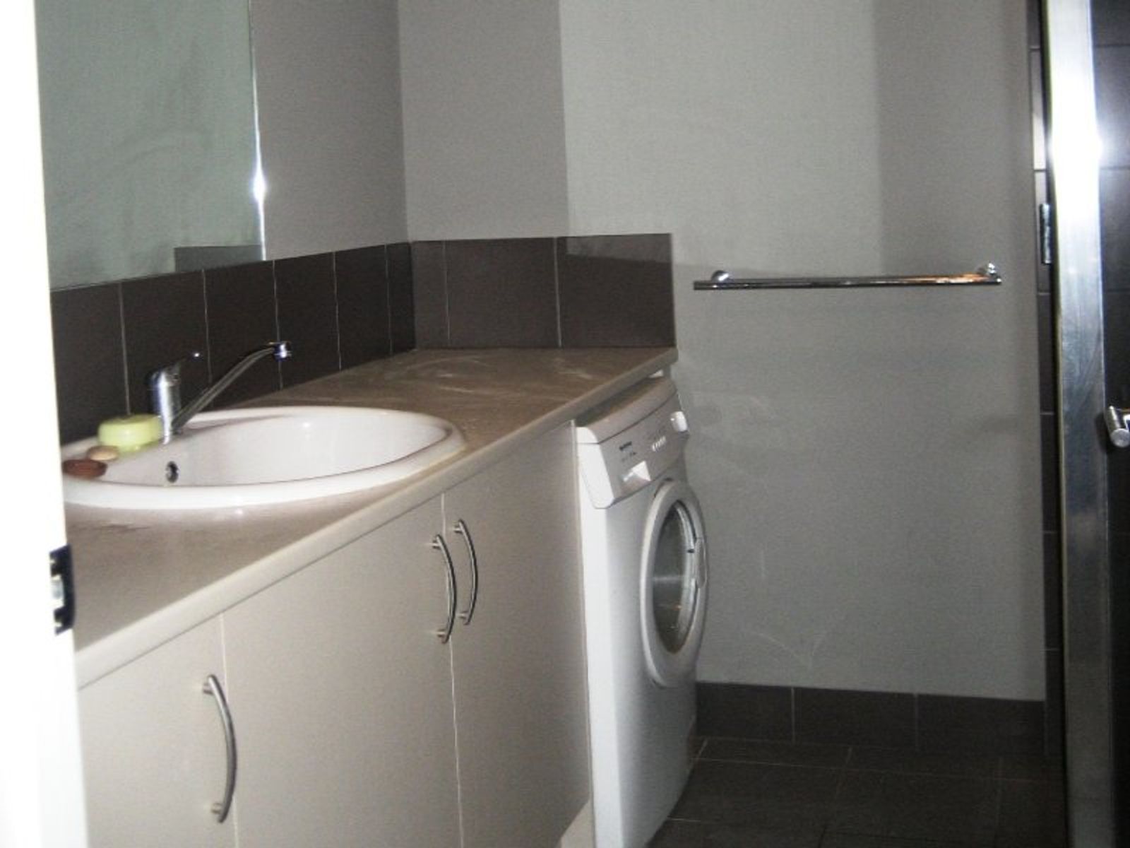 221/6, Mawson Lakes - Thumbnail 5
