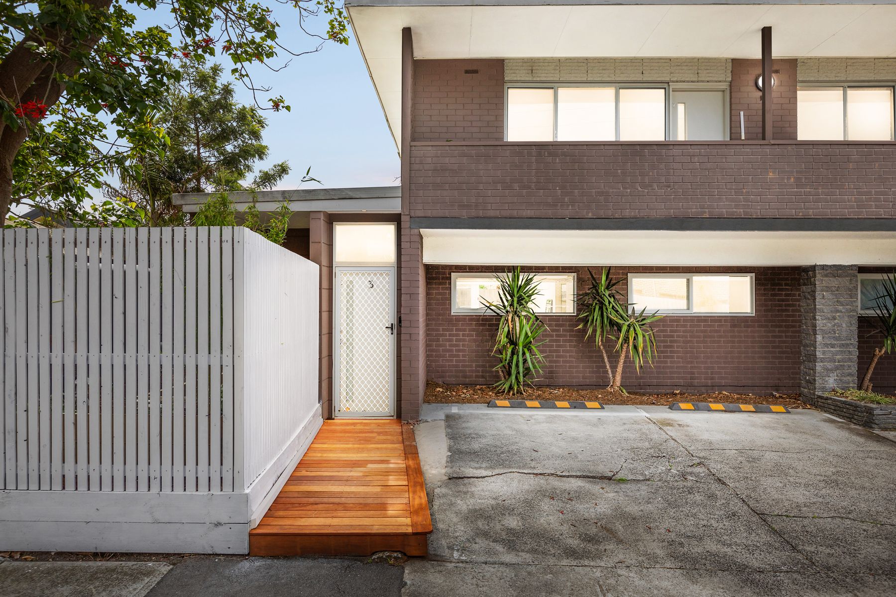 3/187 Beach Street, Frankston, VIC 3199, Frankston - Thumbnail 2