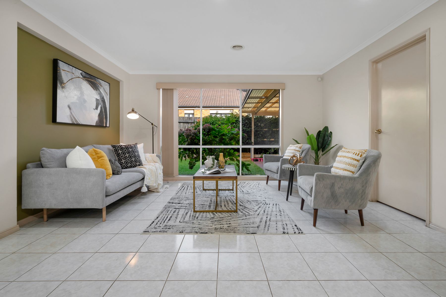 1 Keystone Court, Lynbrook, VIC 3975, Lynbrook - Thumbnail 2