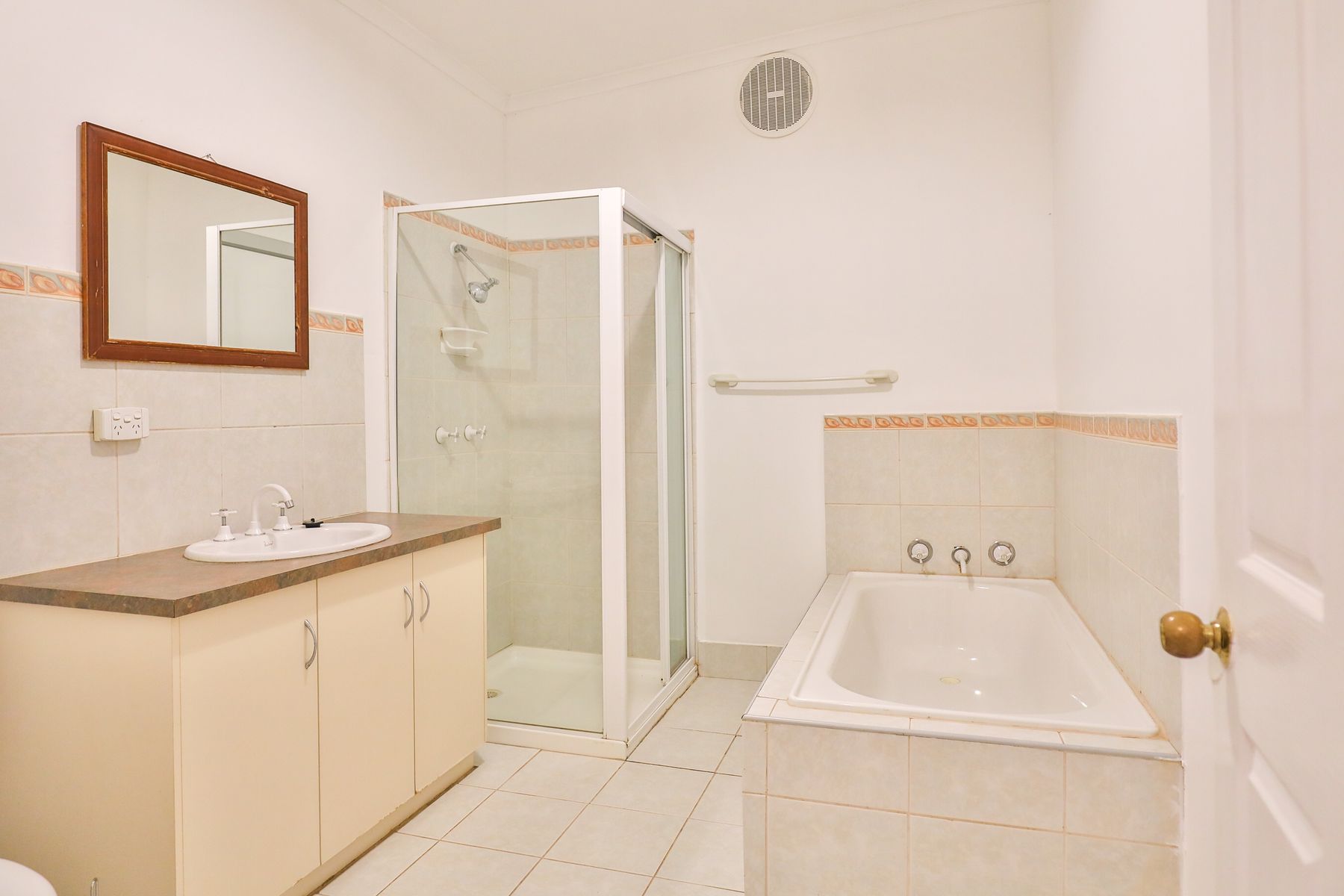 11 Thirteenth Street, Mildura - Thumbnail 8