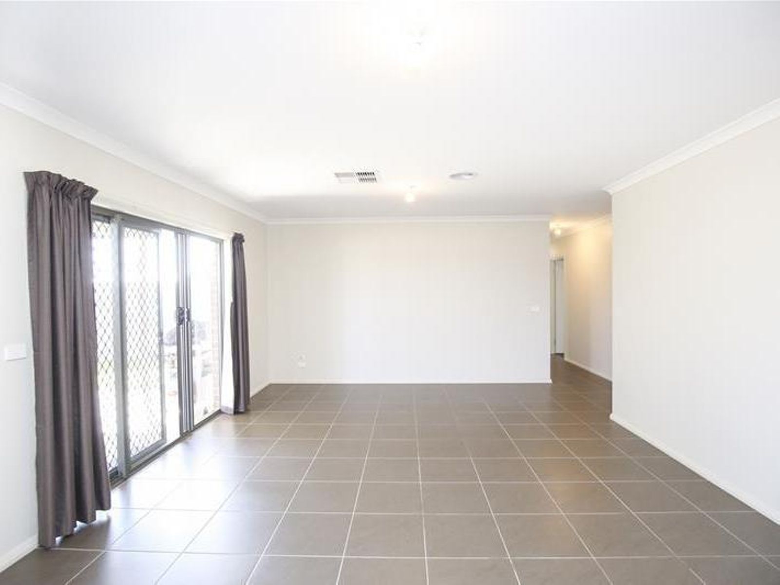 37 Boomerang Avenue, Mildura - Thumbnail 8