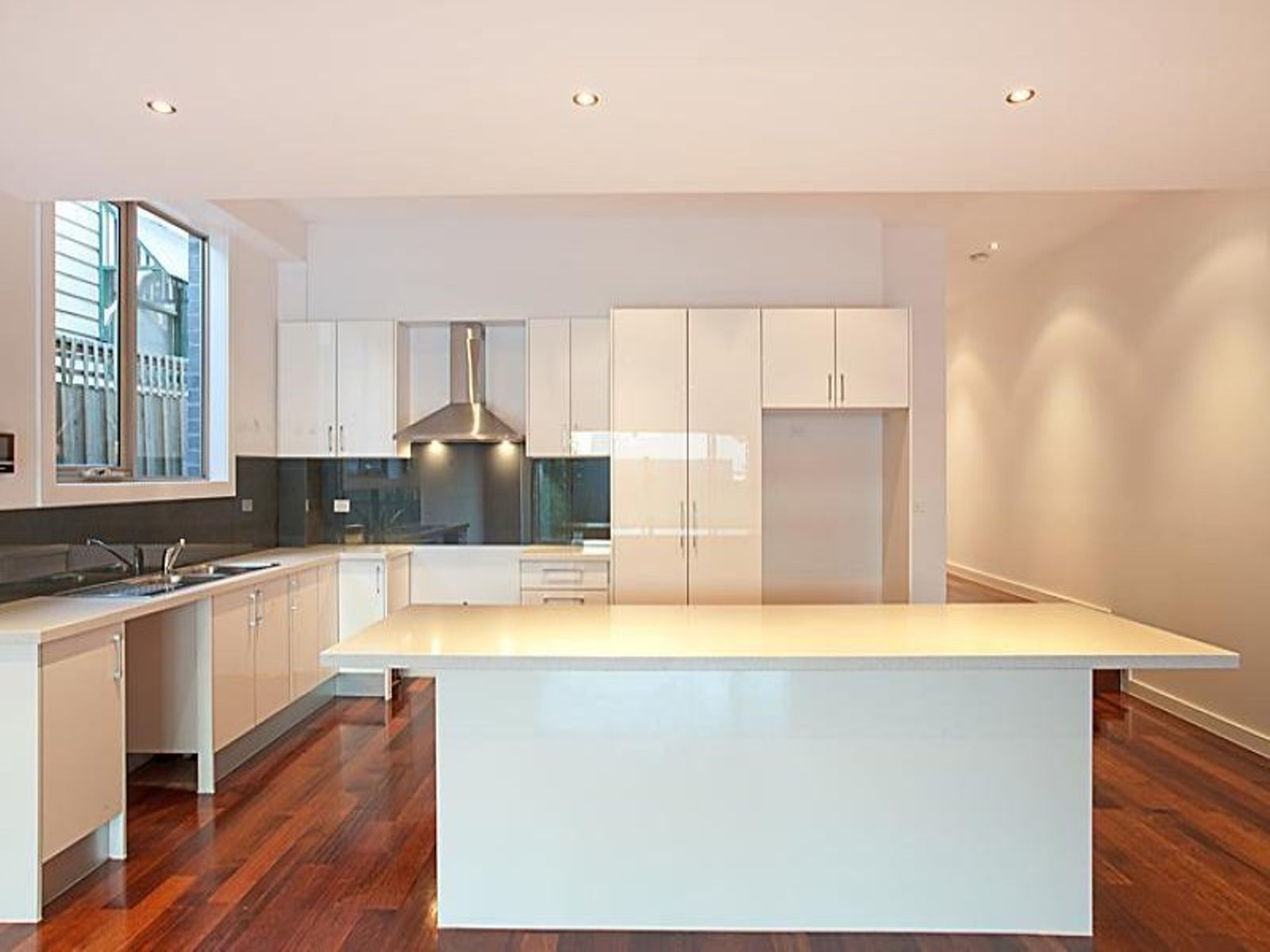 54 Primrose Street, Essendon - Thumbnail 4