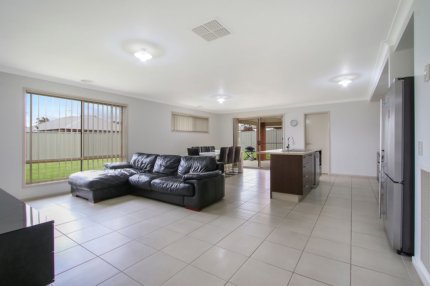 2 Sturt Place, Thurgoona, NSW 2640, Thurgoona - Thumbnail 6