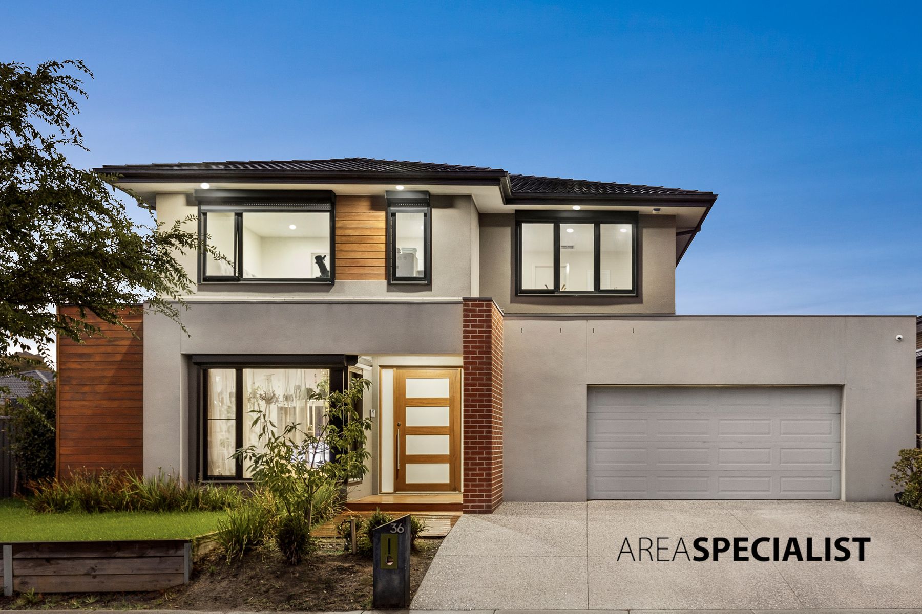 36 Penton Way, Lynbrook
