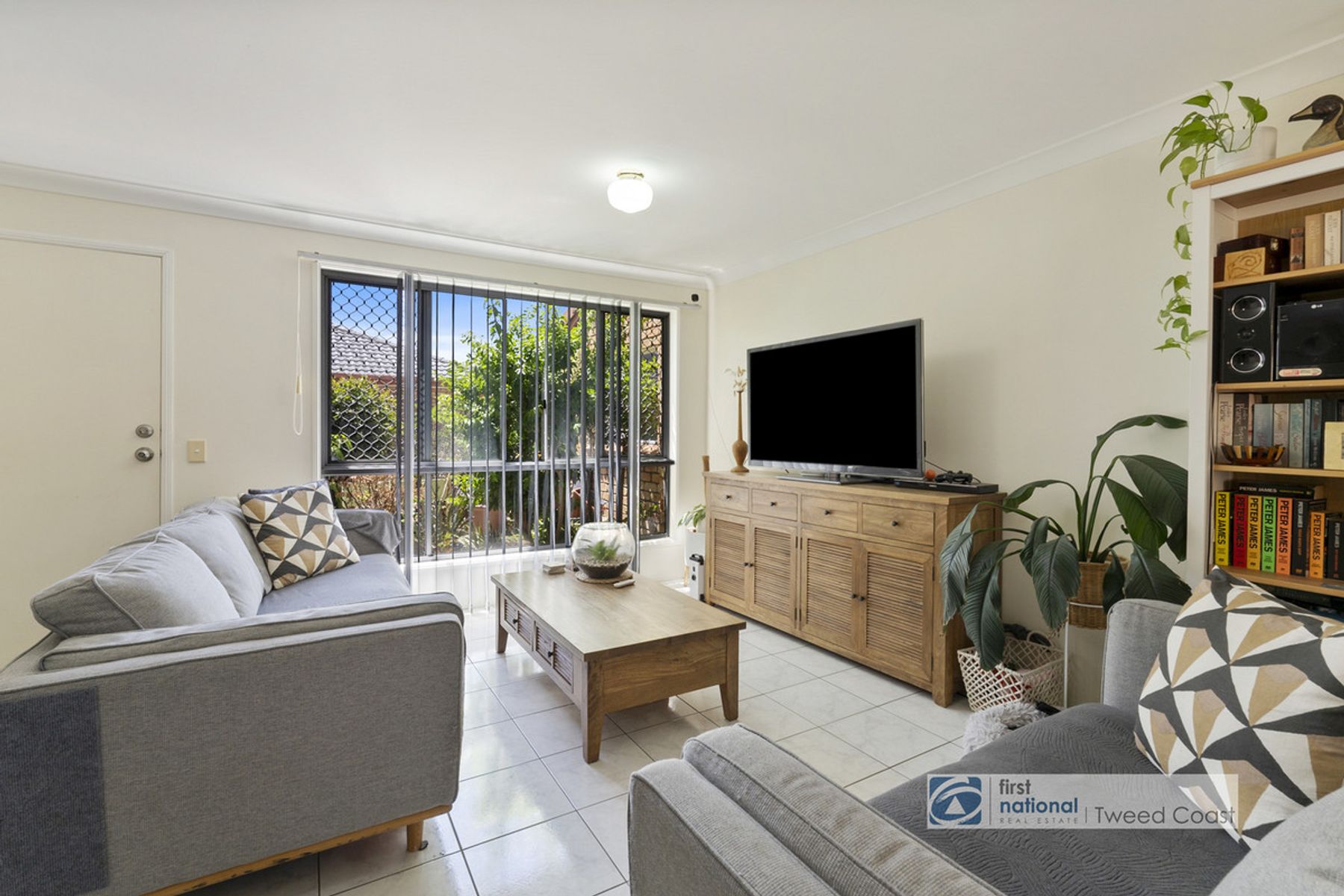 2/15-19 Alexander Court, Tweed Heads South NSW 2486, Tweed Heads South - Thumbnail 2