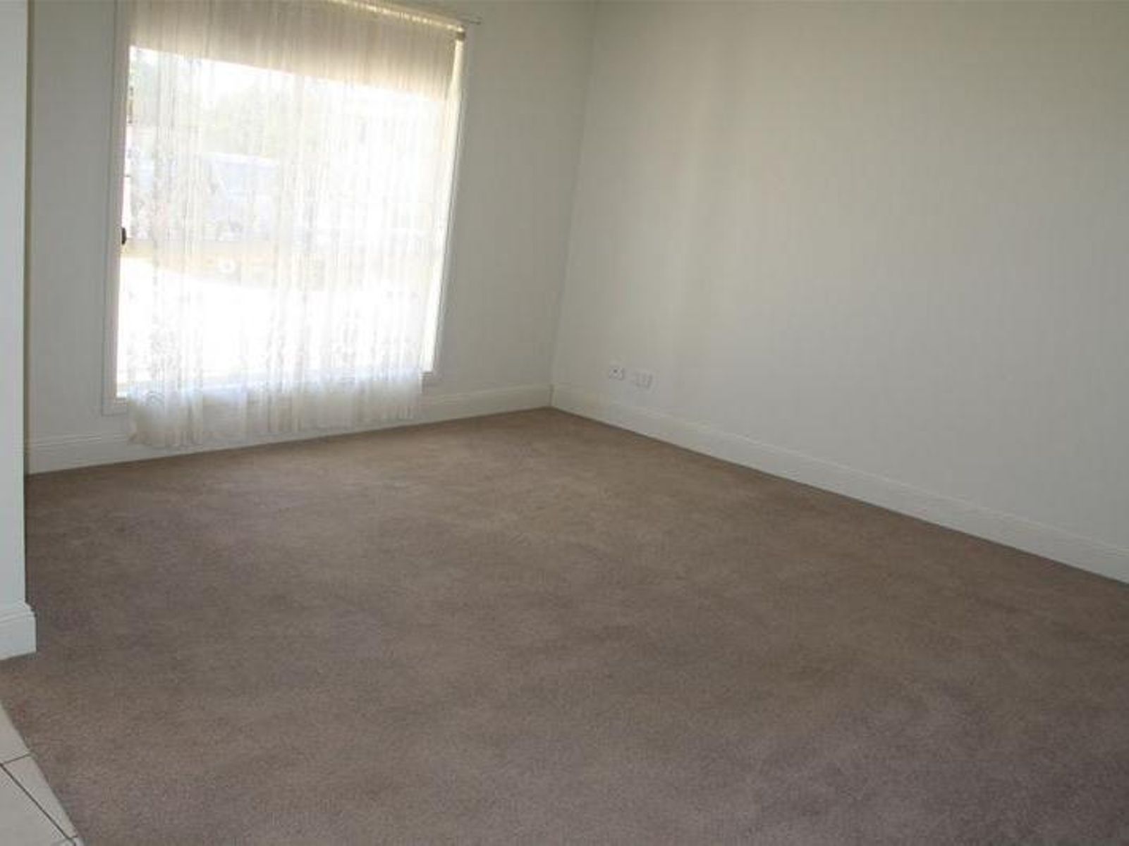 2/5 Golden Grove