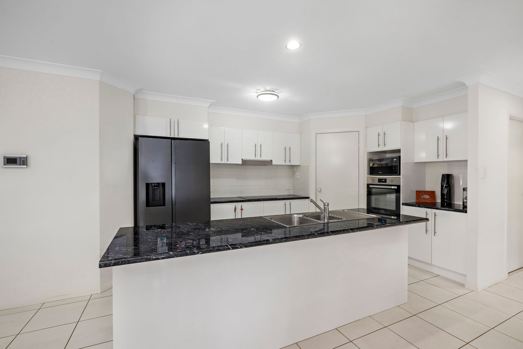 2 Lizard Place, Redland Bay QLD 4165, Redland Bay - Thumbnail 3