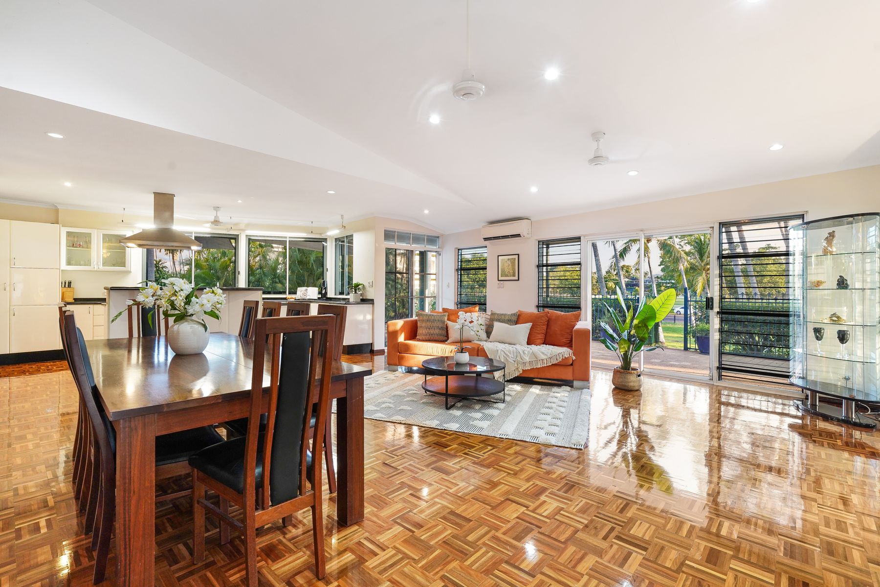 31 Cullen Bay Crescent, Cullen Bay NT 0820, Cullen Bay - Thumbnail 4