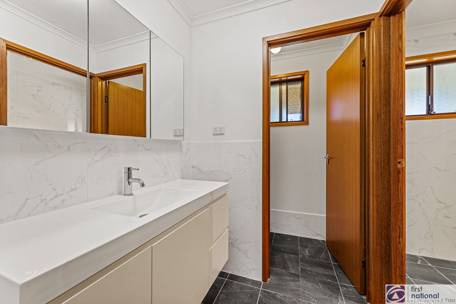 27 MacDonald st Yass 15