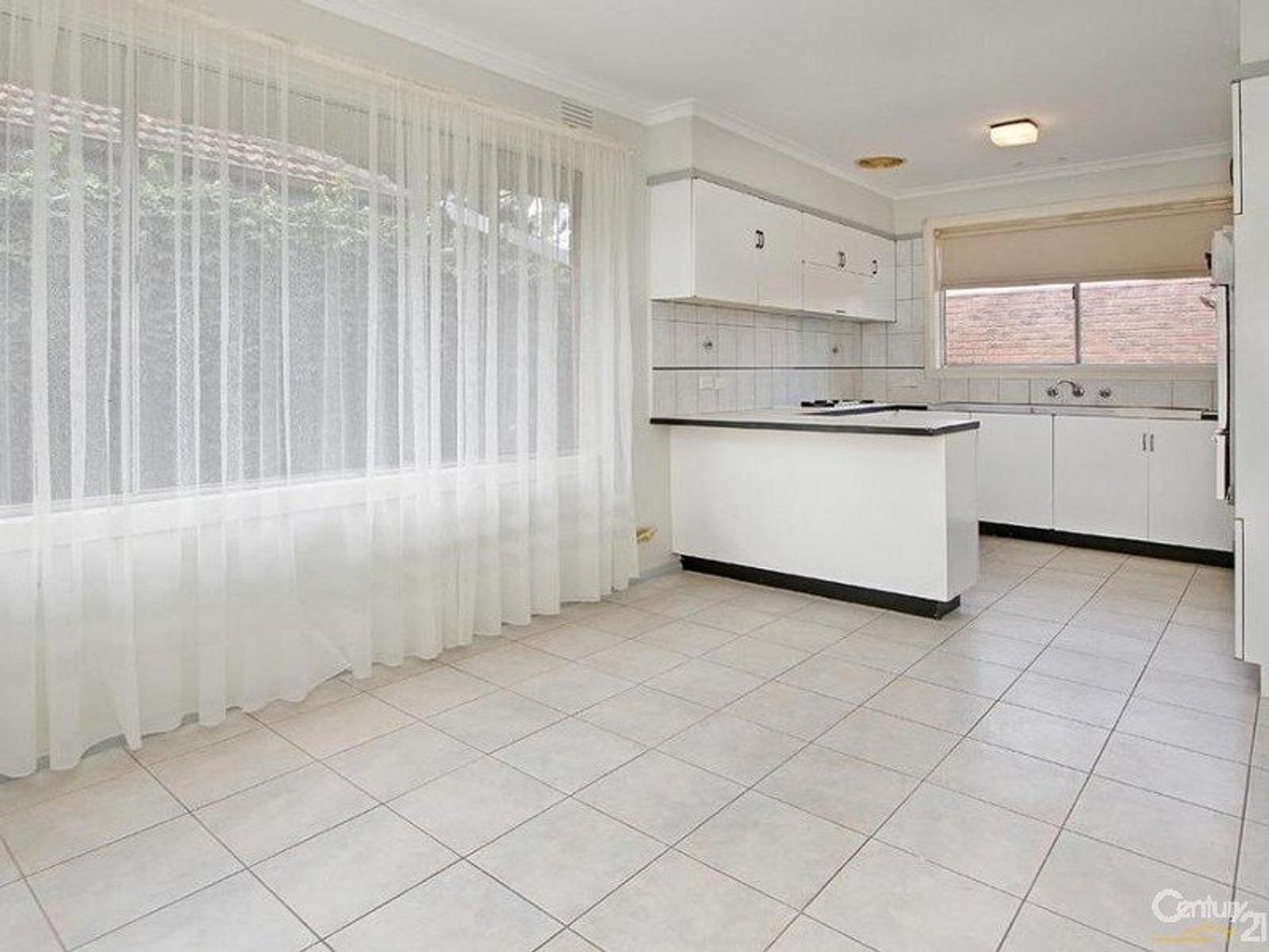 1/20 Myers Avenue, Glen Waverley, VIC 3150, Glen Waverley - Thumbnail 2