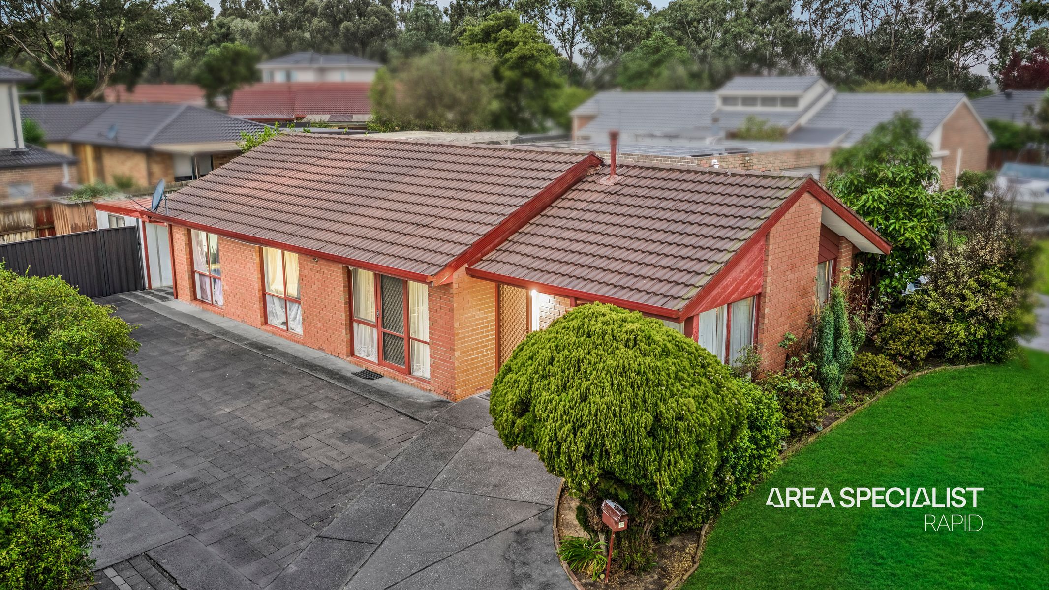 14 Kensington Court, Hampton Park, Hampton Park - Thumbnail 4