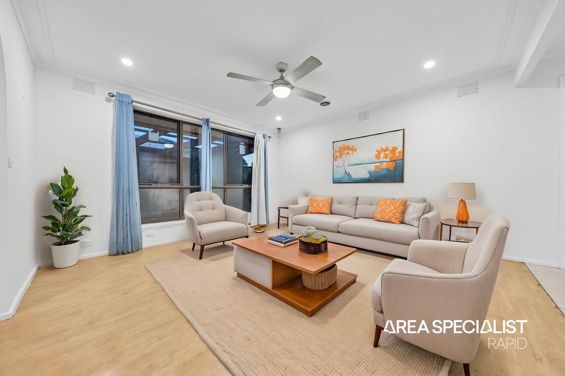 14 Robyn Court, Hampton Park, Hampton Park - Thumbnail 2