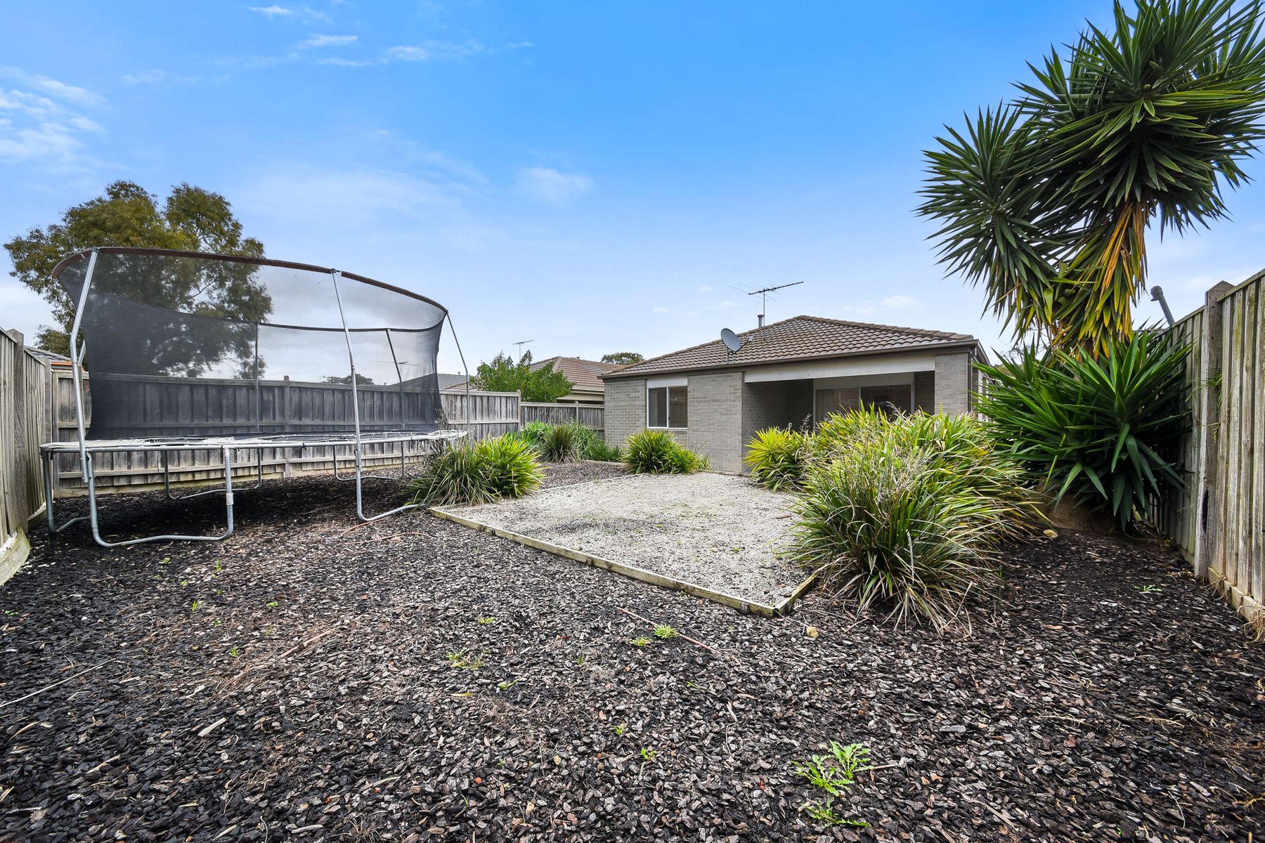 19 Ogle Way, Cranbourne North, VIC 3977, Cranbourne North - Thumbnail 7