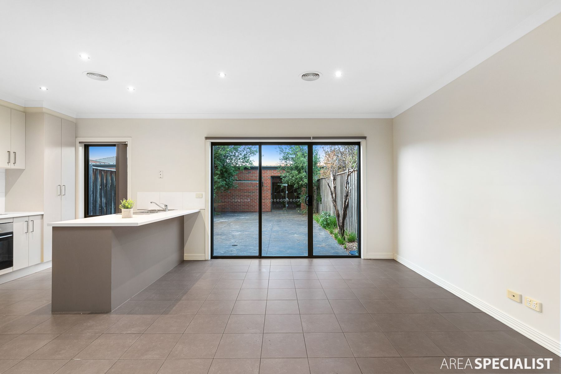 45 Swamphen Drive, Williams Landing, VIC 3027, Williams Landing - Thumbnail 7