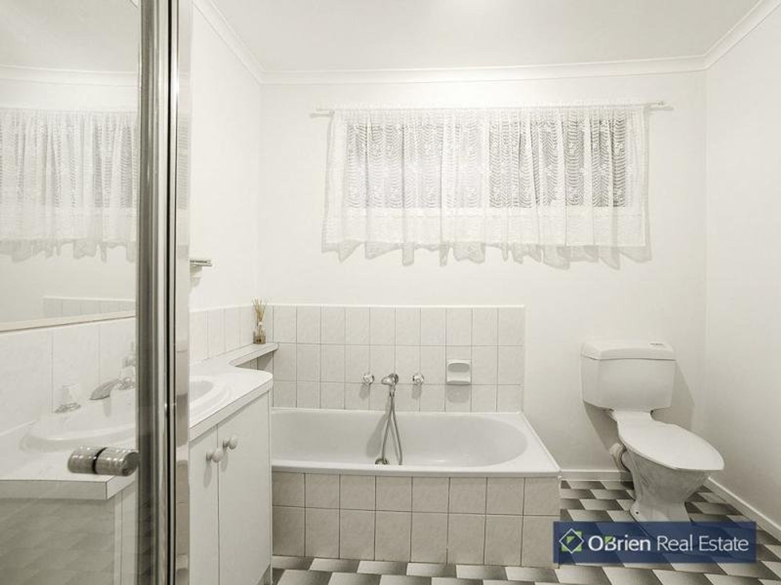 10 Glencaple Court, Endeavour Hills, VIC 3802, Endeavour Hills - Thumbnail 6