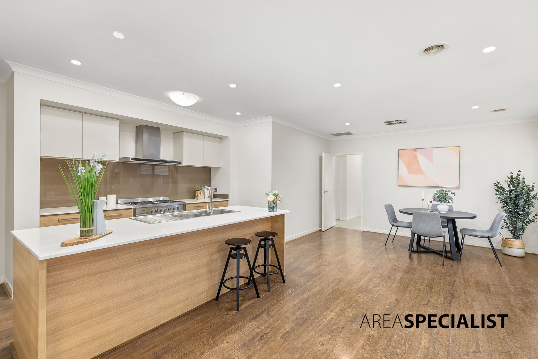 69 Kilmarnock Way, Clyde North, VIC 3978, Cranbourne East - Thumbnail 6