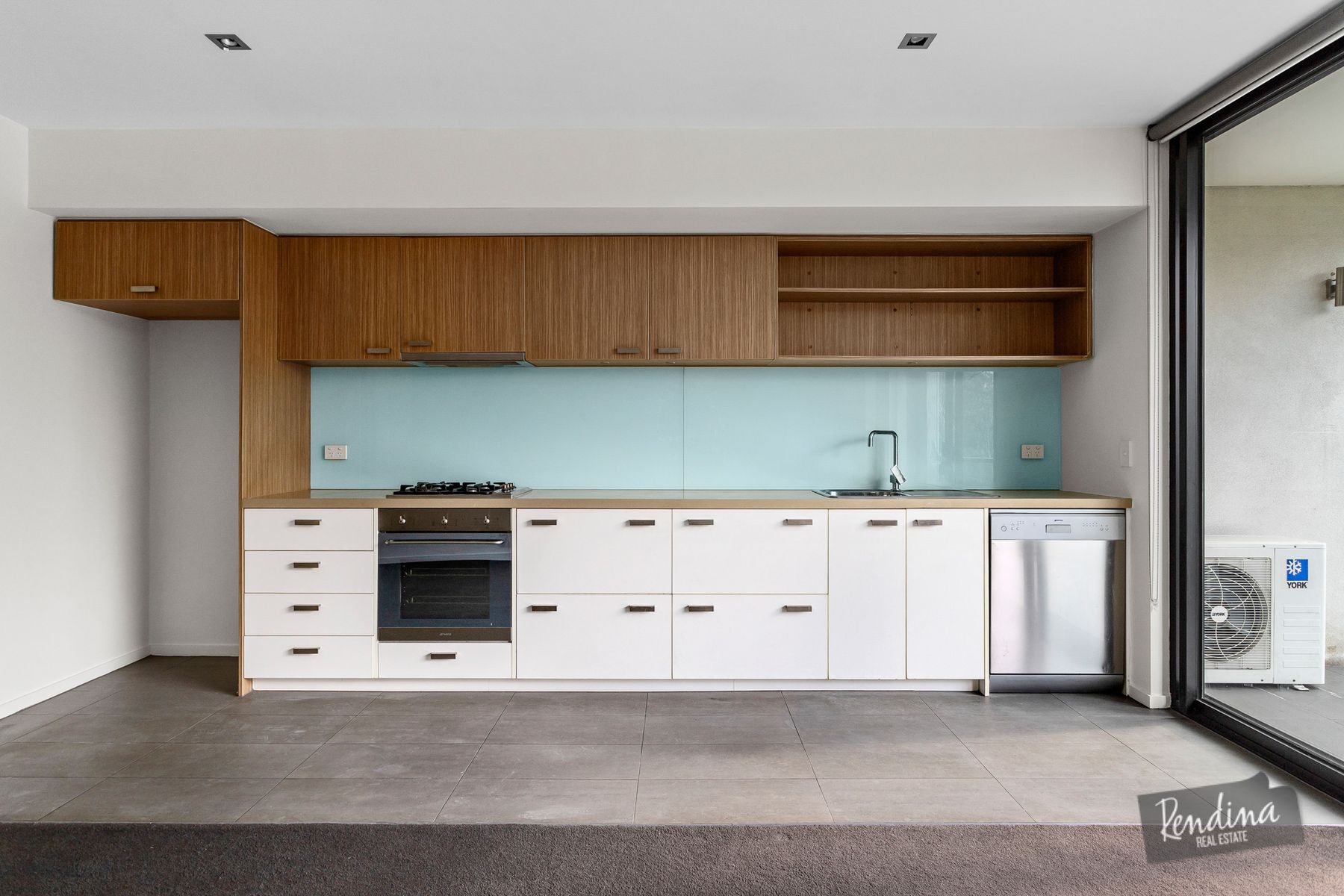 15/297 Pascoe Vale Road, Essendon - Thumbnail 4