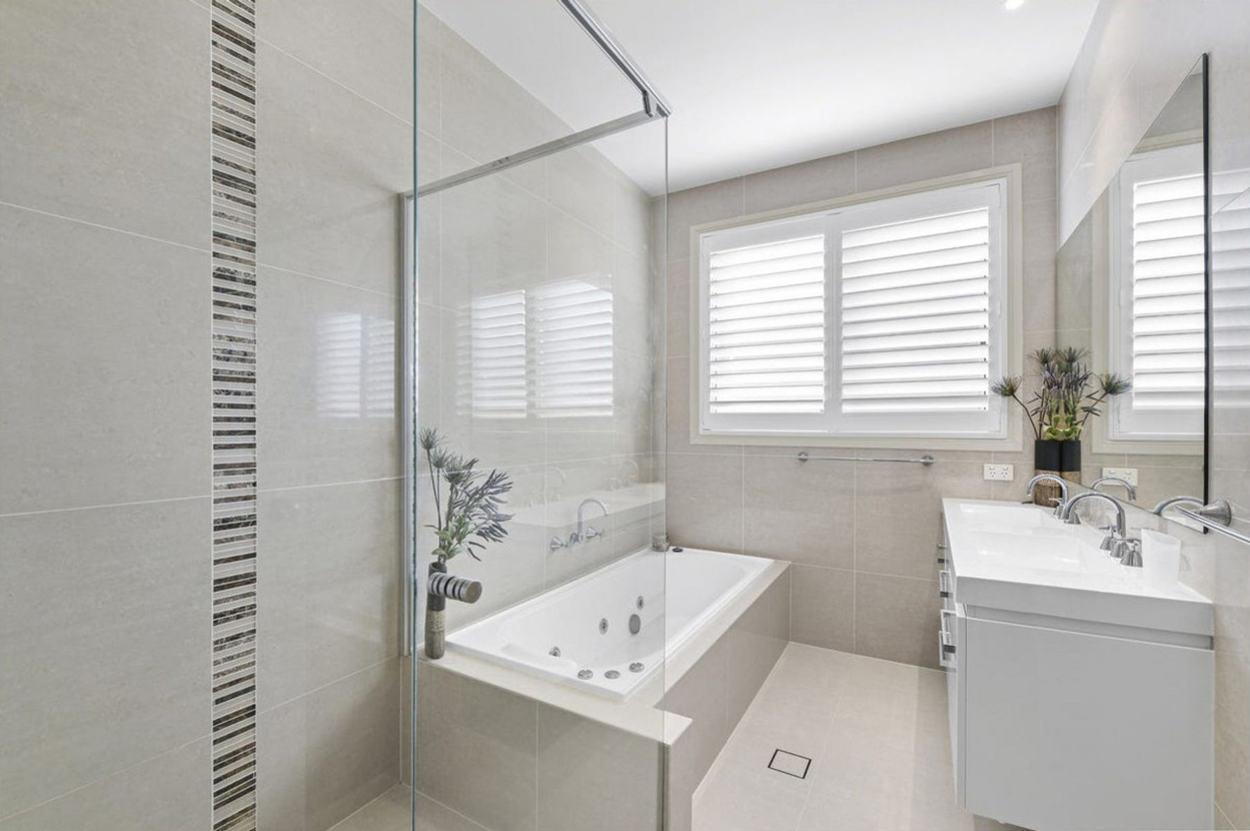 88 Emerald Drive, Port Macquarie NSW 2444, Port Macquarie - Thumbnail 8