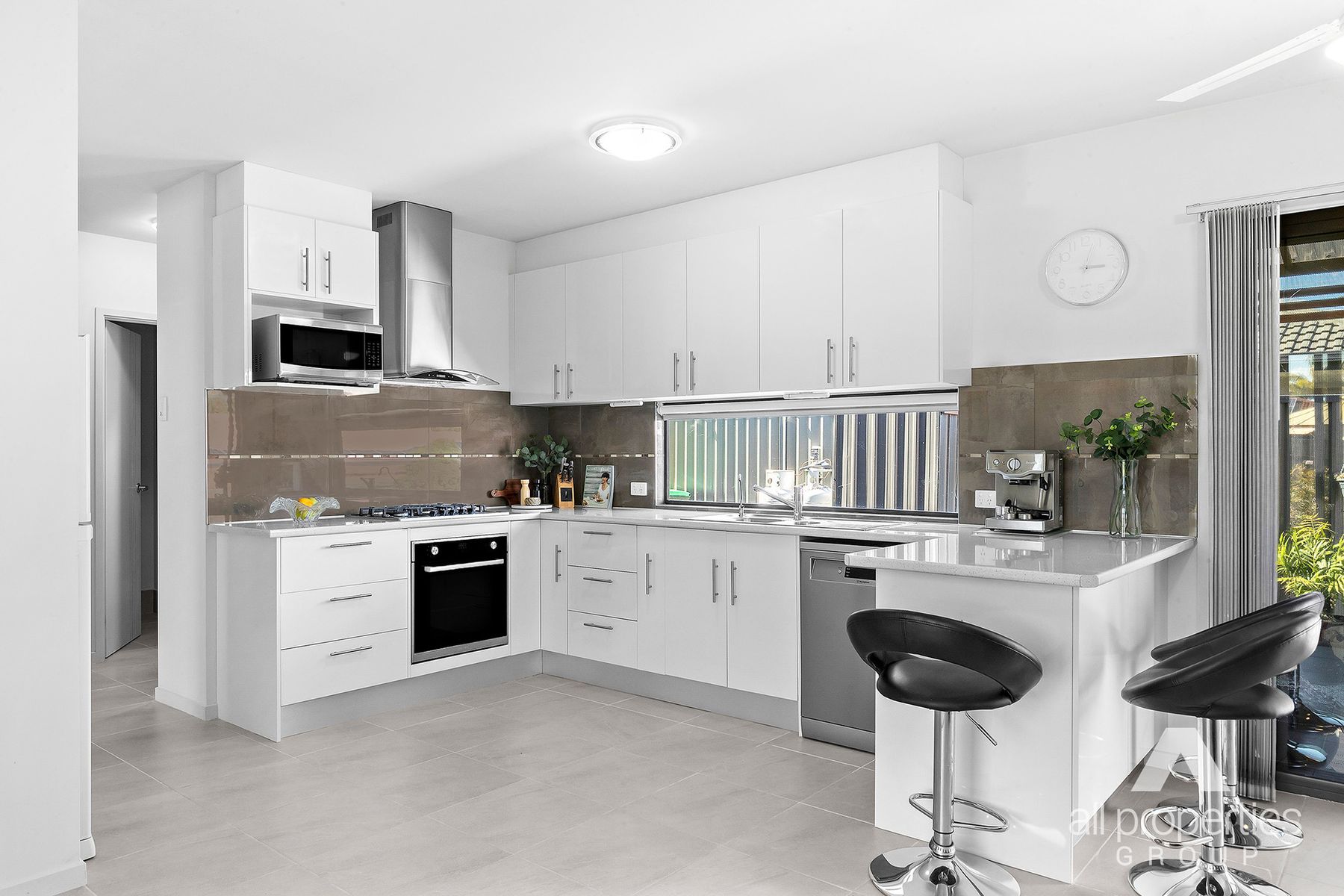 7 Dracon Street, Regents Park QLD 4118, Regents Park - Thumbnail 2