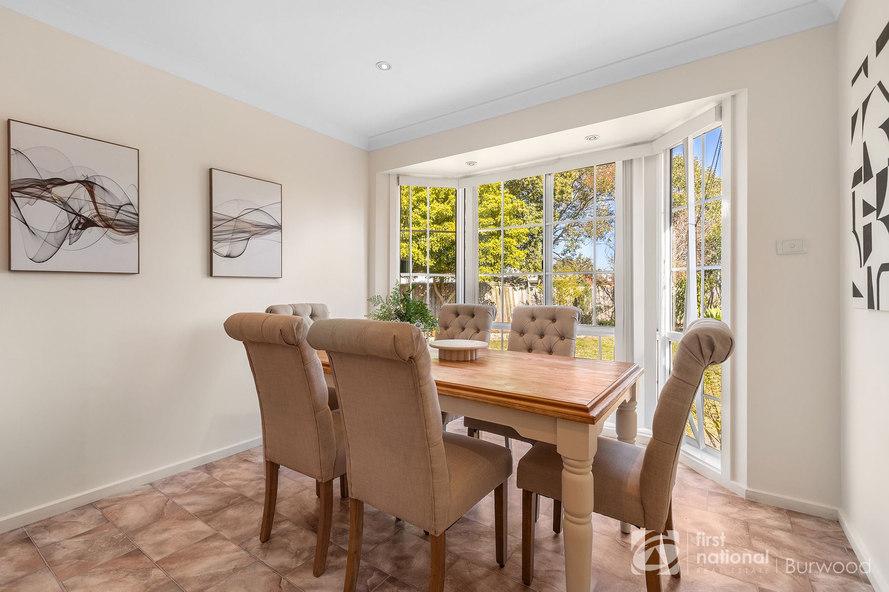 2 Oxley Close, Glen Waverley VIC 3150, Glen Waverley - Thumbnail 6