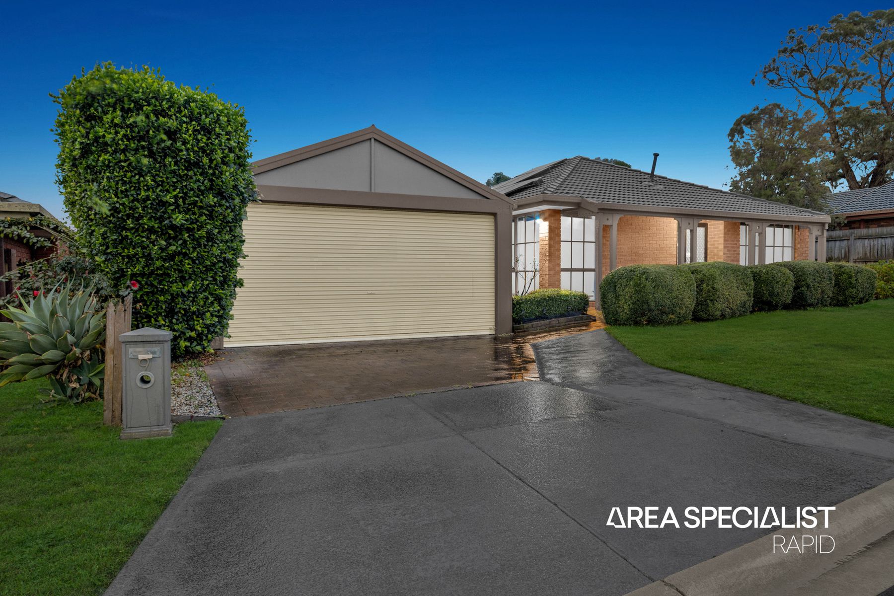 9 Ungarie Court, Hampton Park, Hampton Park - Thumbnail 2