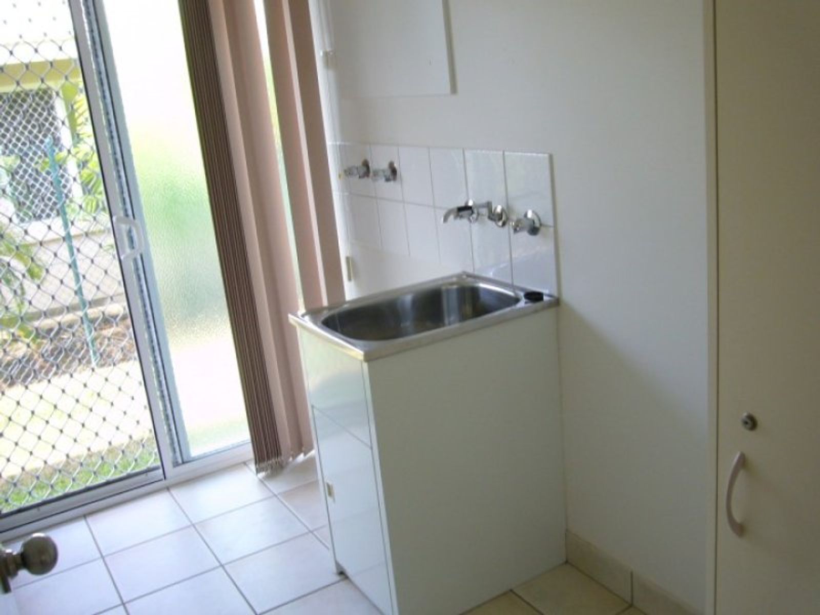 Contact Agent, Gunn NT 0832, Gunn - Thumbnail 7