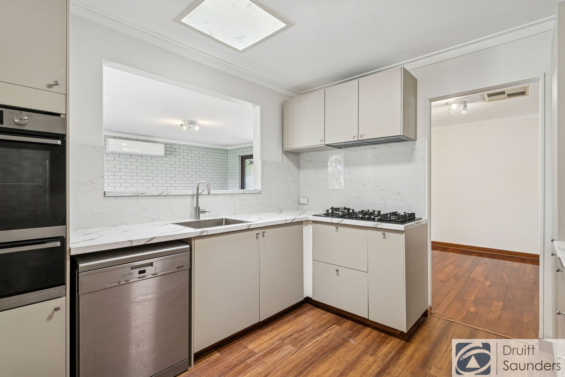 29 Ellersdale Avenue, Warwick WA 6024, Warwick - Thumbnail 2