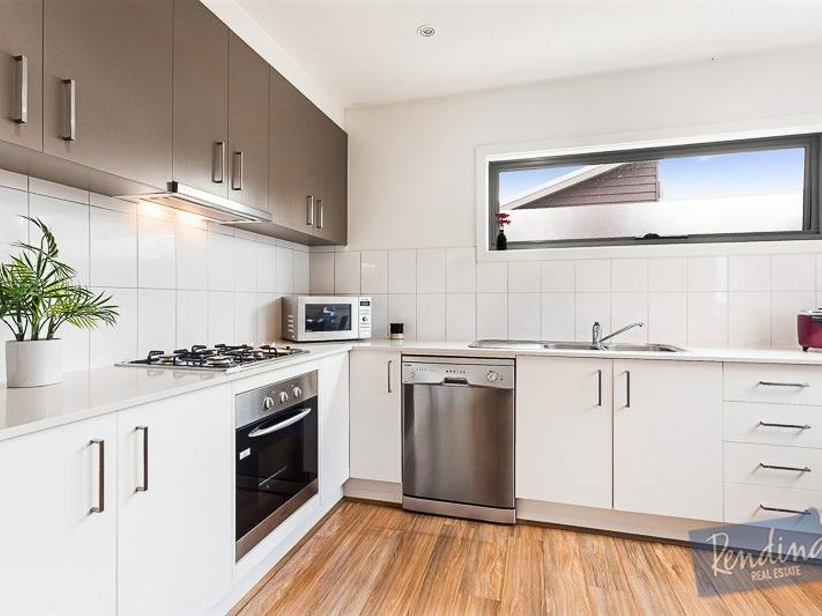 9/6 Rosamond Road, Footscray, VIC 3011, Footscray - Thumbnail 2