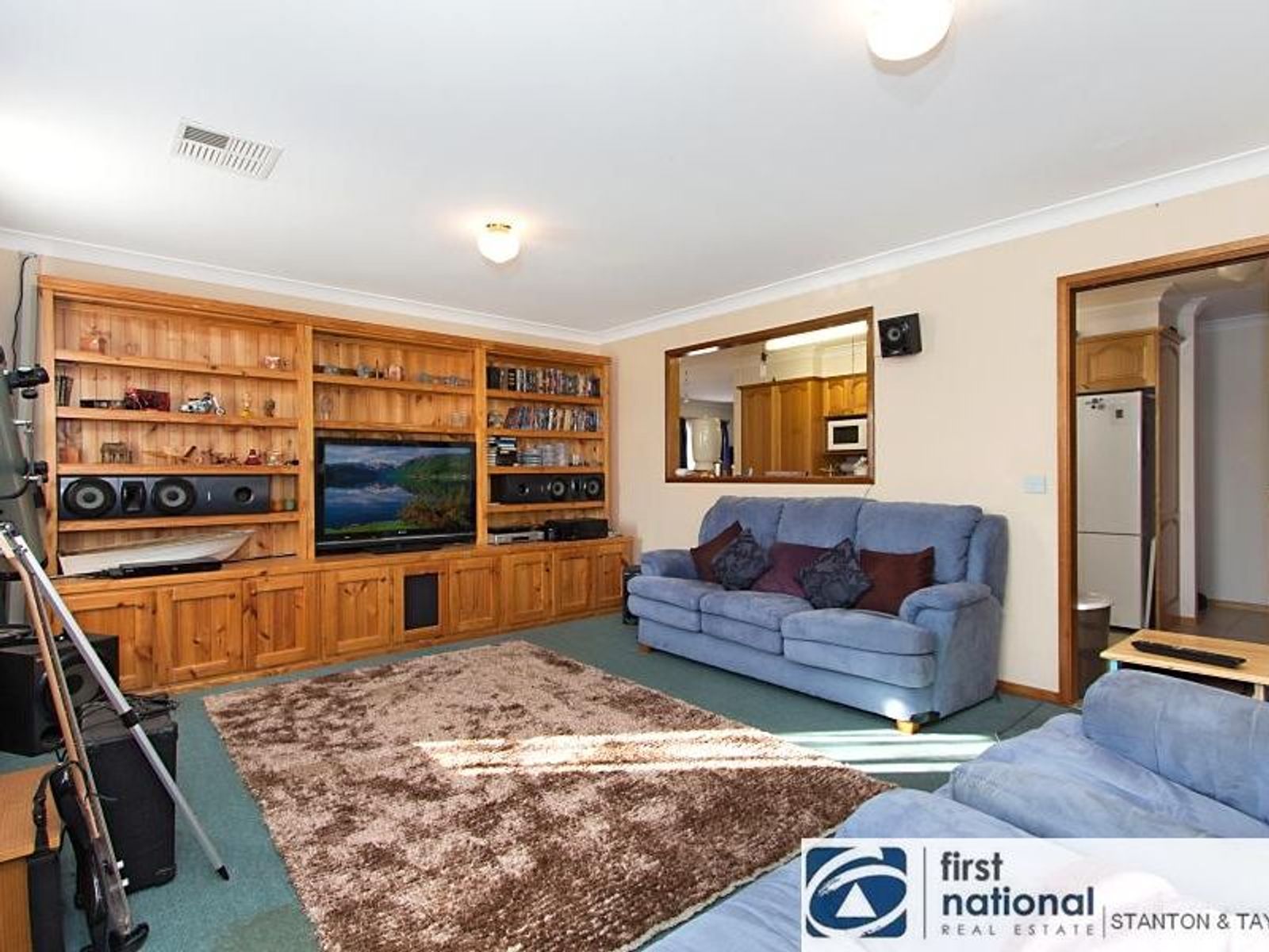 10 Woodgate Crescent, Cranebrook - Thumbnail 2