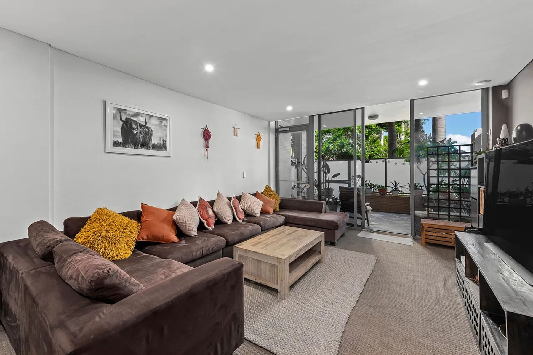 207 3 como Cres Southport Anna Tang Property Manager 14