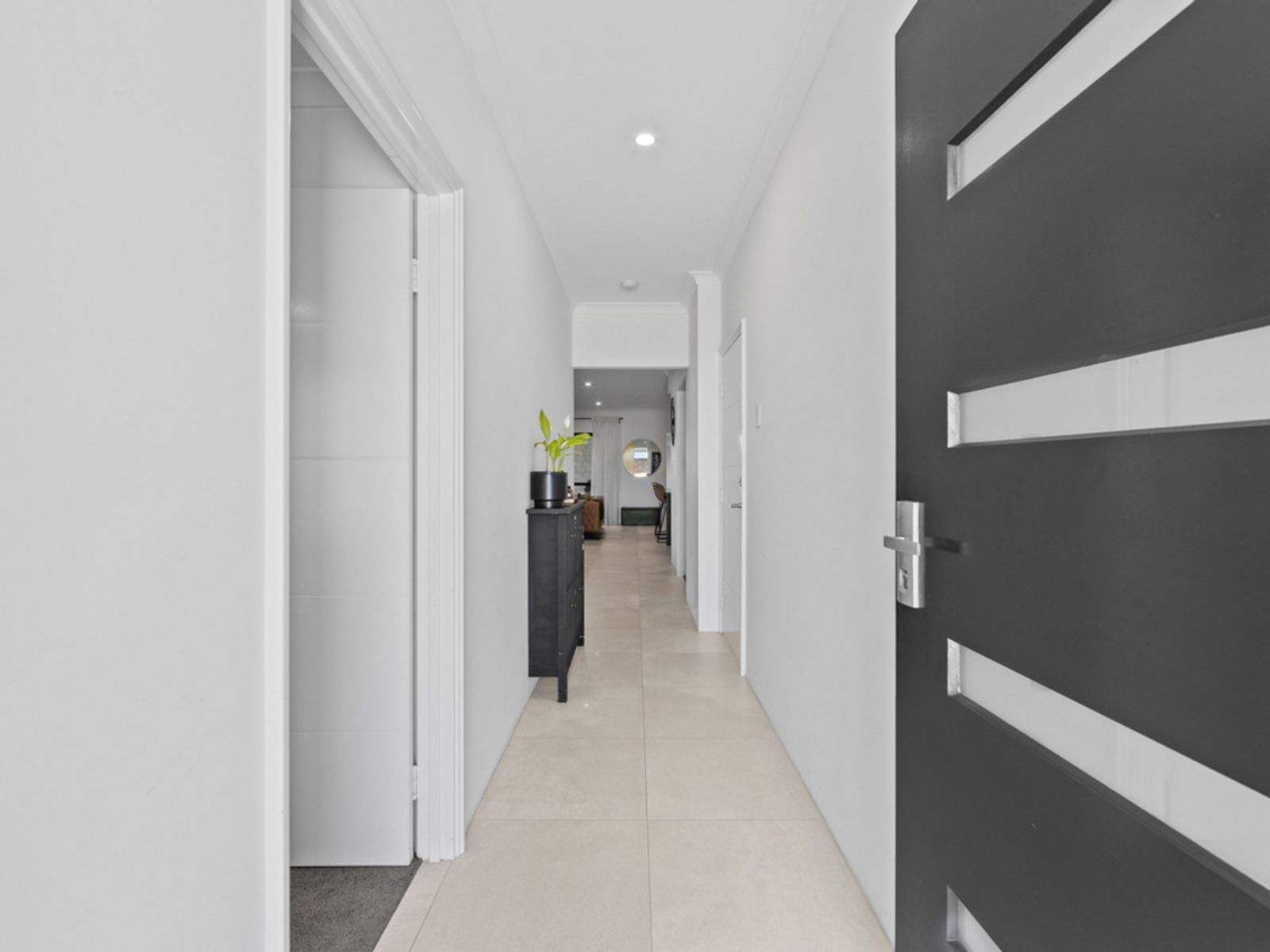60 Hickman Drive, Piara Waters WA 6112, Piara Waters - Thumbnail 5